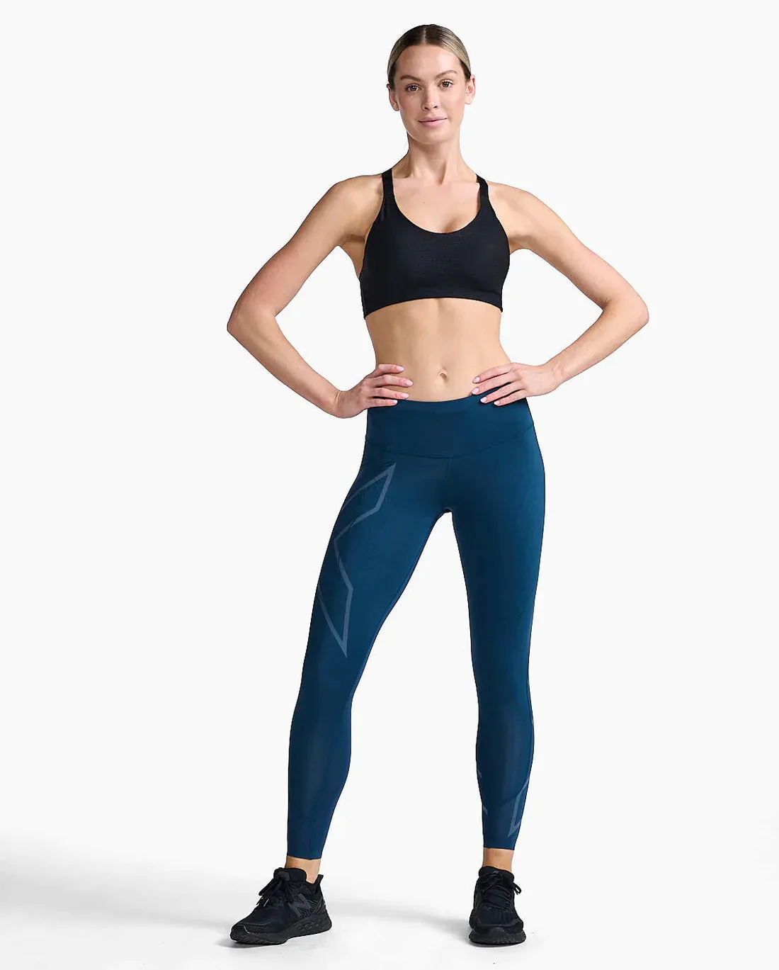 2XU Women Light Speed Mid-Rise Comptight