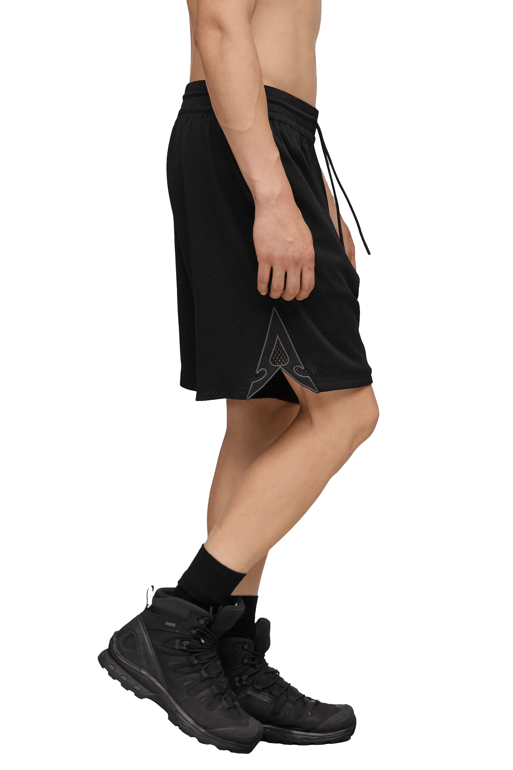 9" BASKETBALL SHORTS - Black