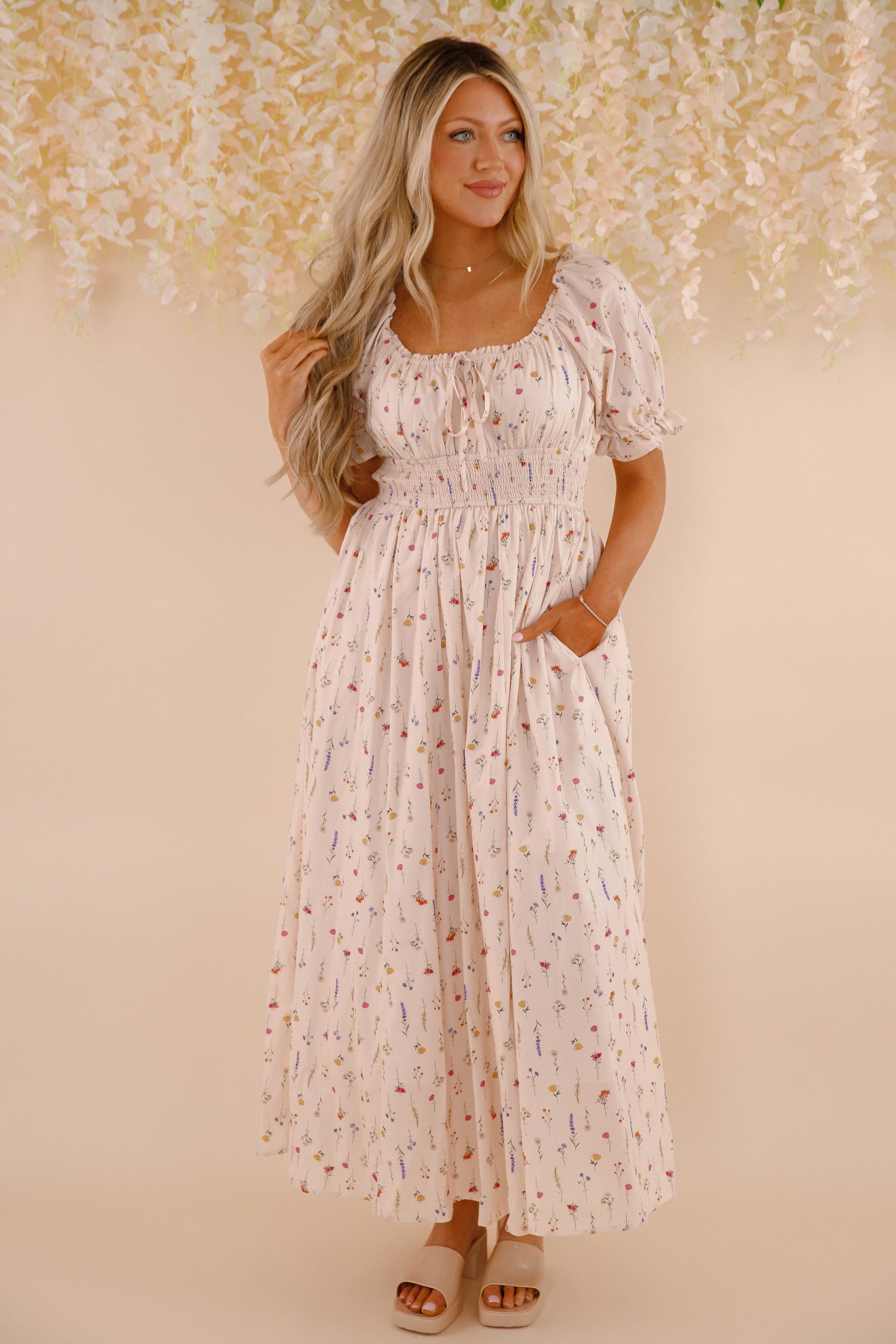 A Springtime Dance Maxi Dress Fashionable Design retro-style