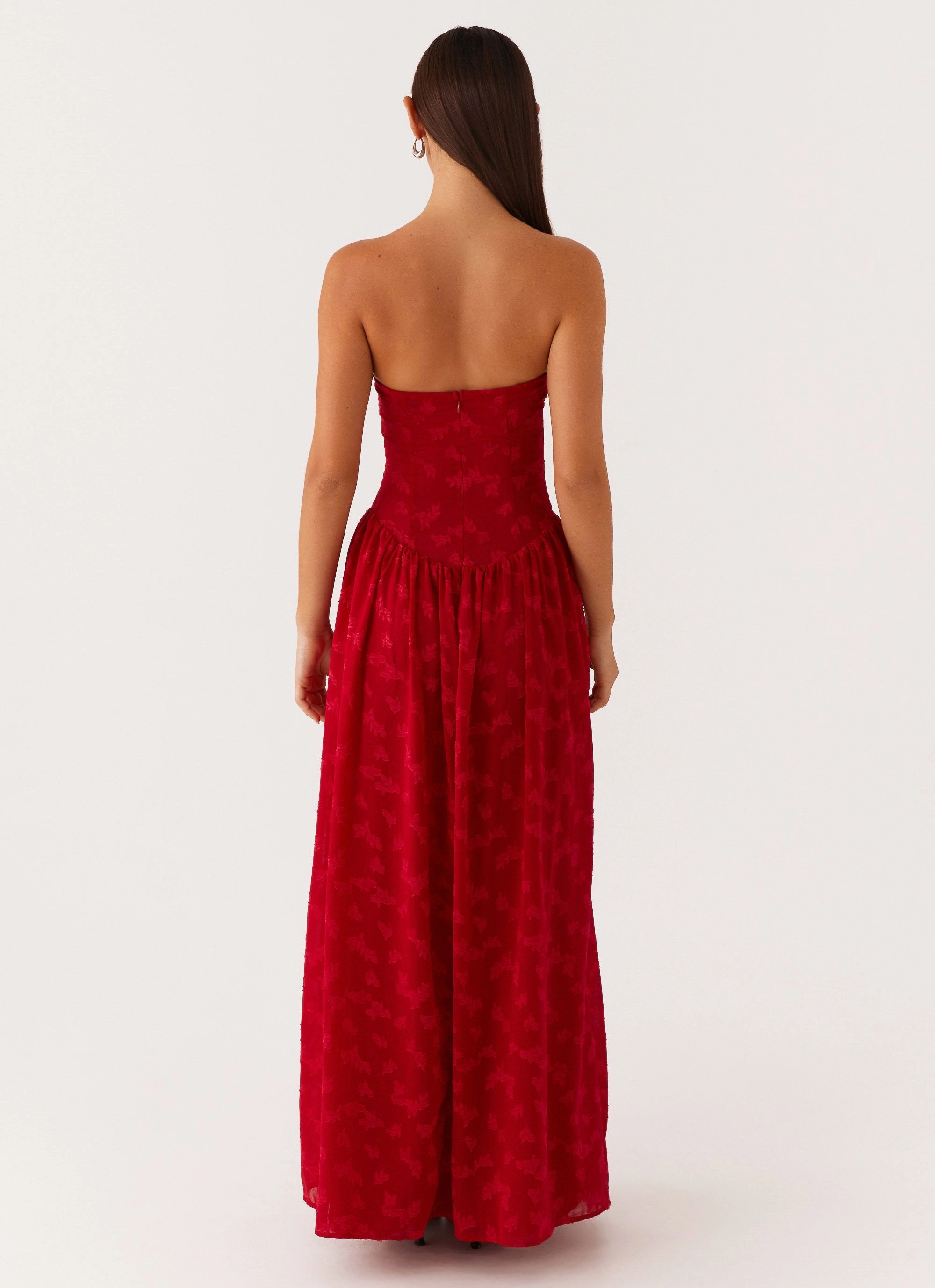 Adira Maxi Dress - Red Best-Seller Fresh Outfit