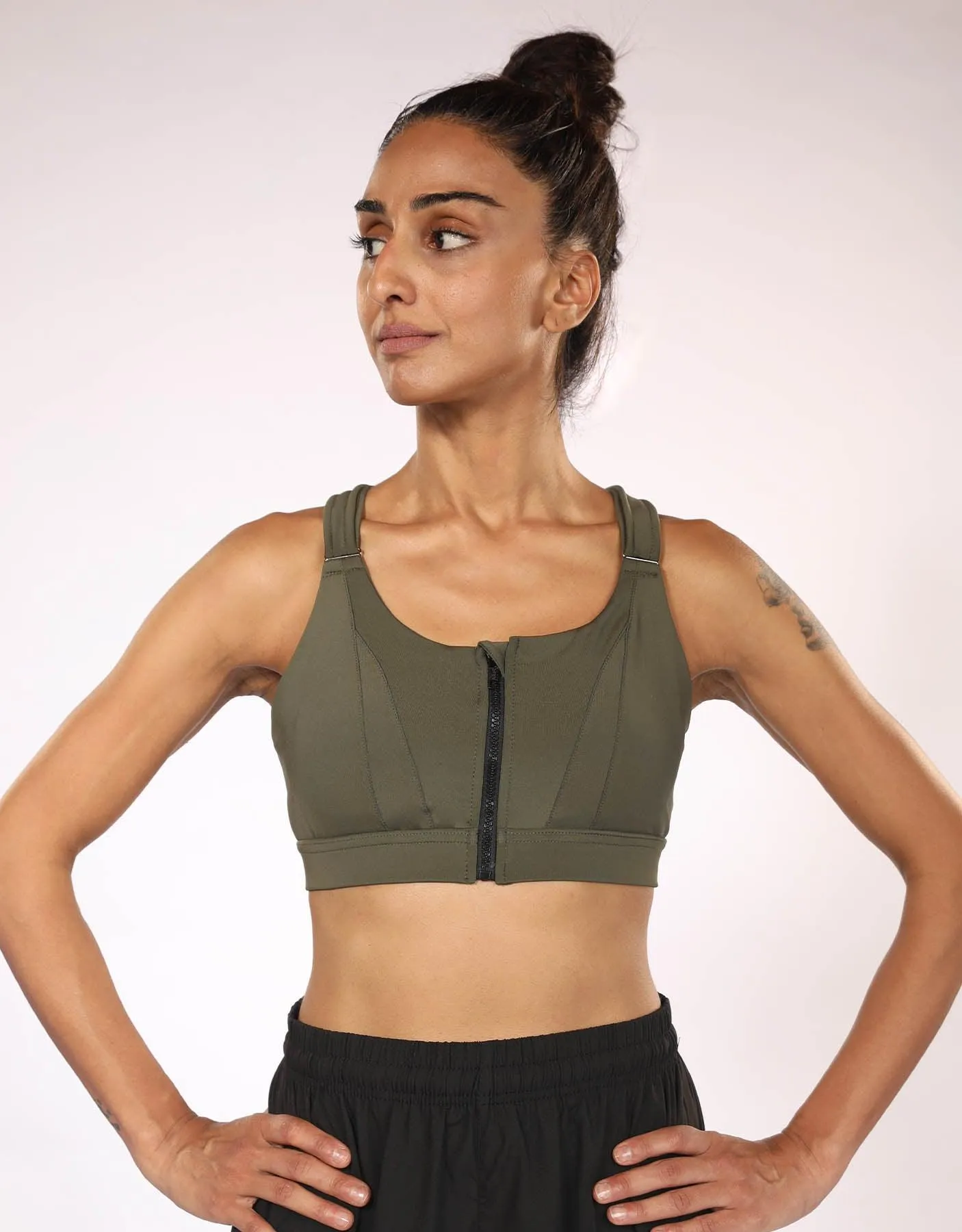 Adjustable Front Zip Sports Bra - Camo