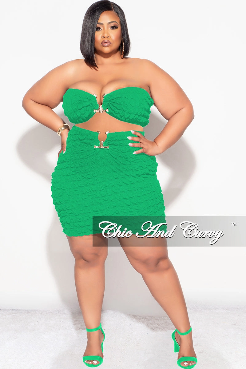 MachineWashable Weather Ready Final Sale Plus Size 2pc Honeycomb Texture Strapless Top and Skirt Set in Green