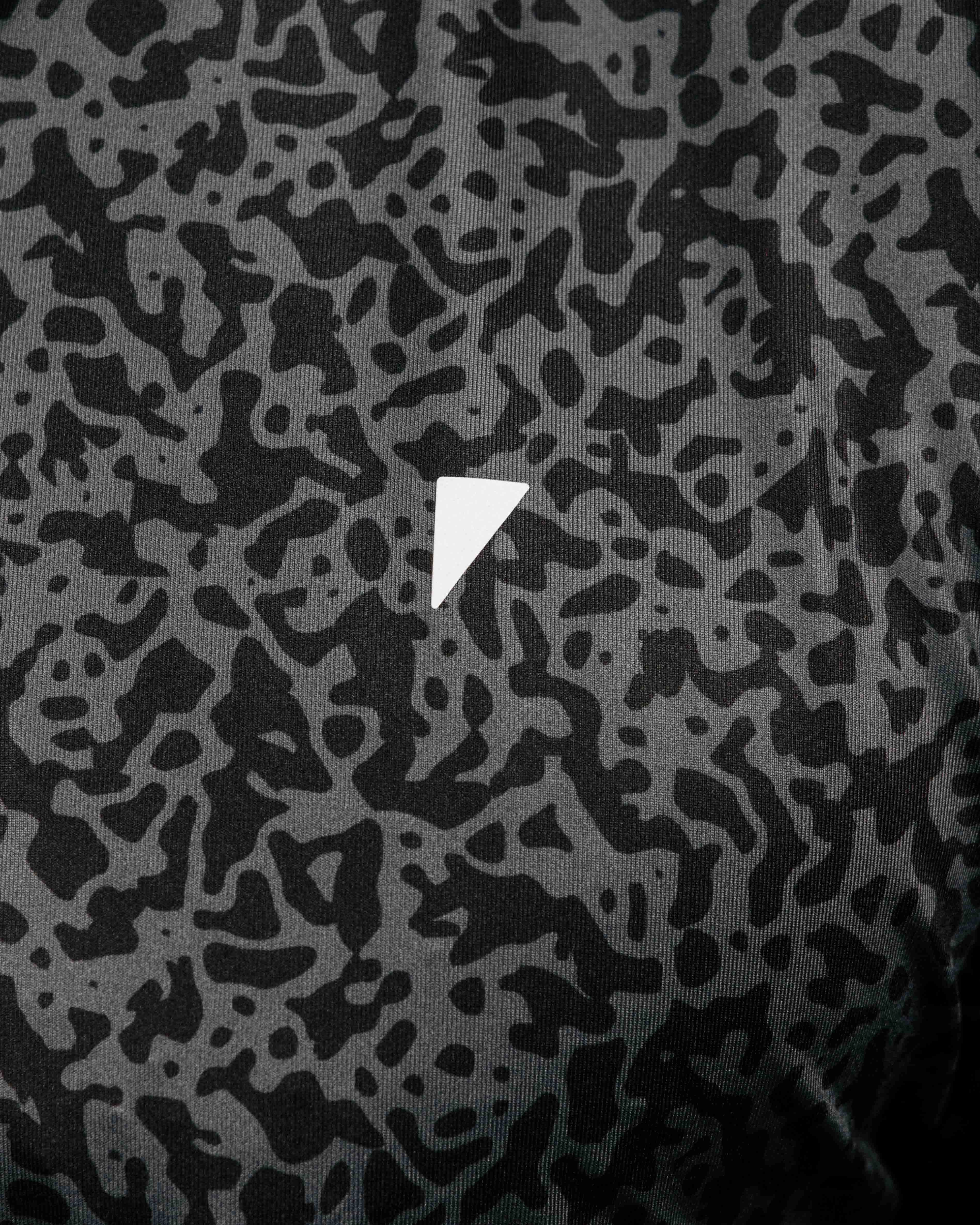 FlexibleRibbing FrictionResistantEdges Panther Blade Collar Polo