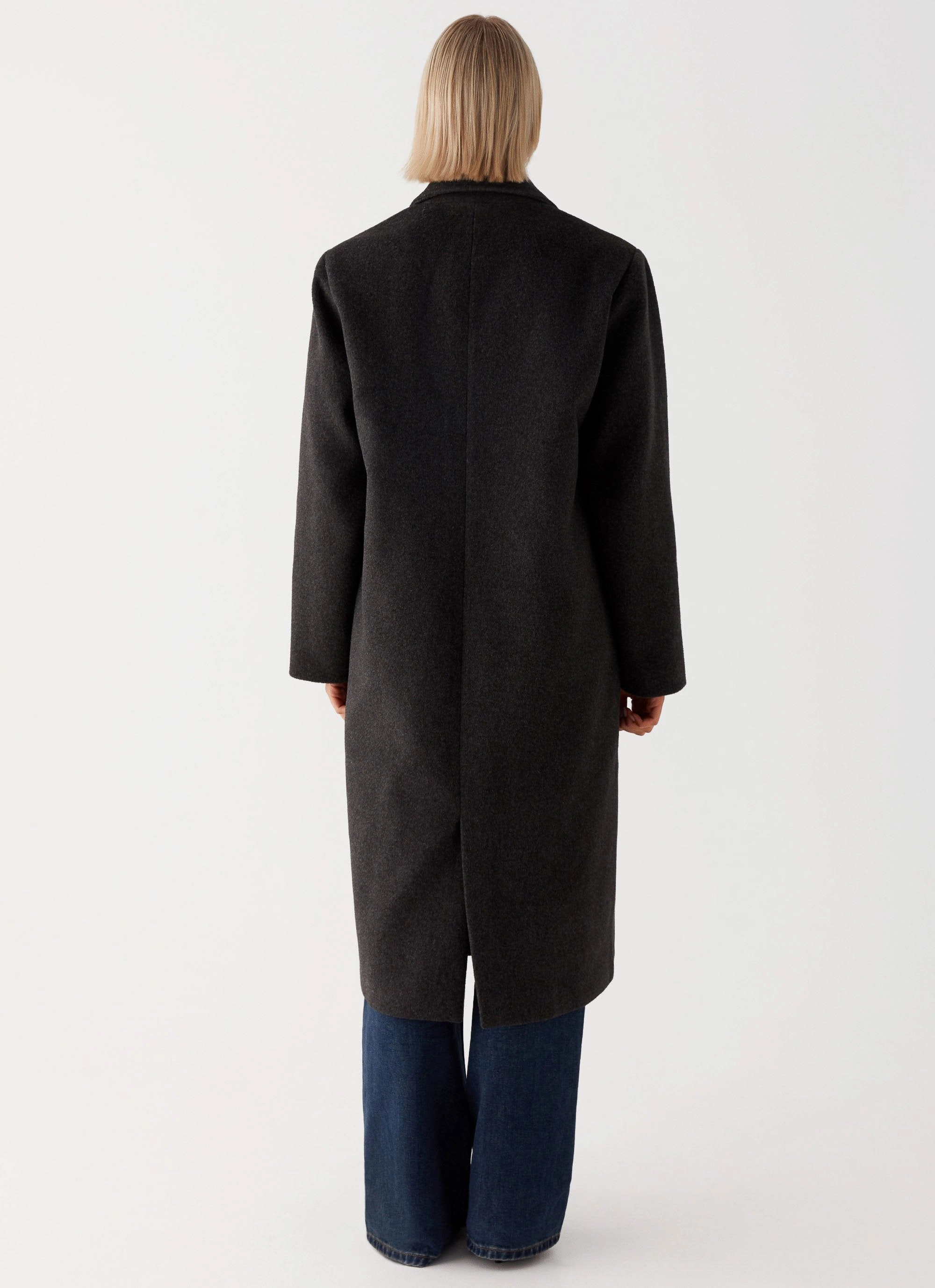 Double Layered Collar Non Irritating Seams Gianni Double Breast Coat - Charcoal