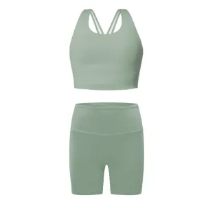 Agile Shorts Green & Sports Bra