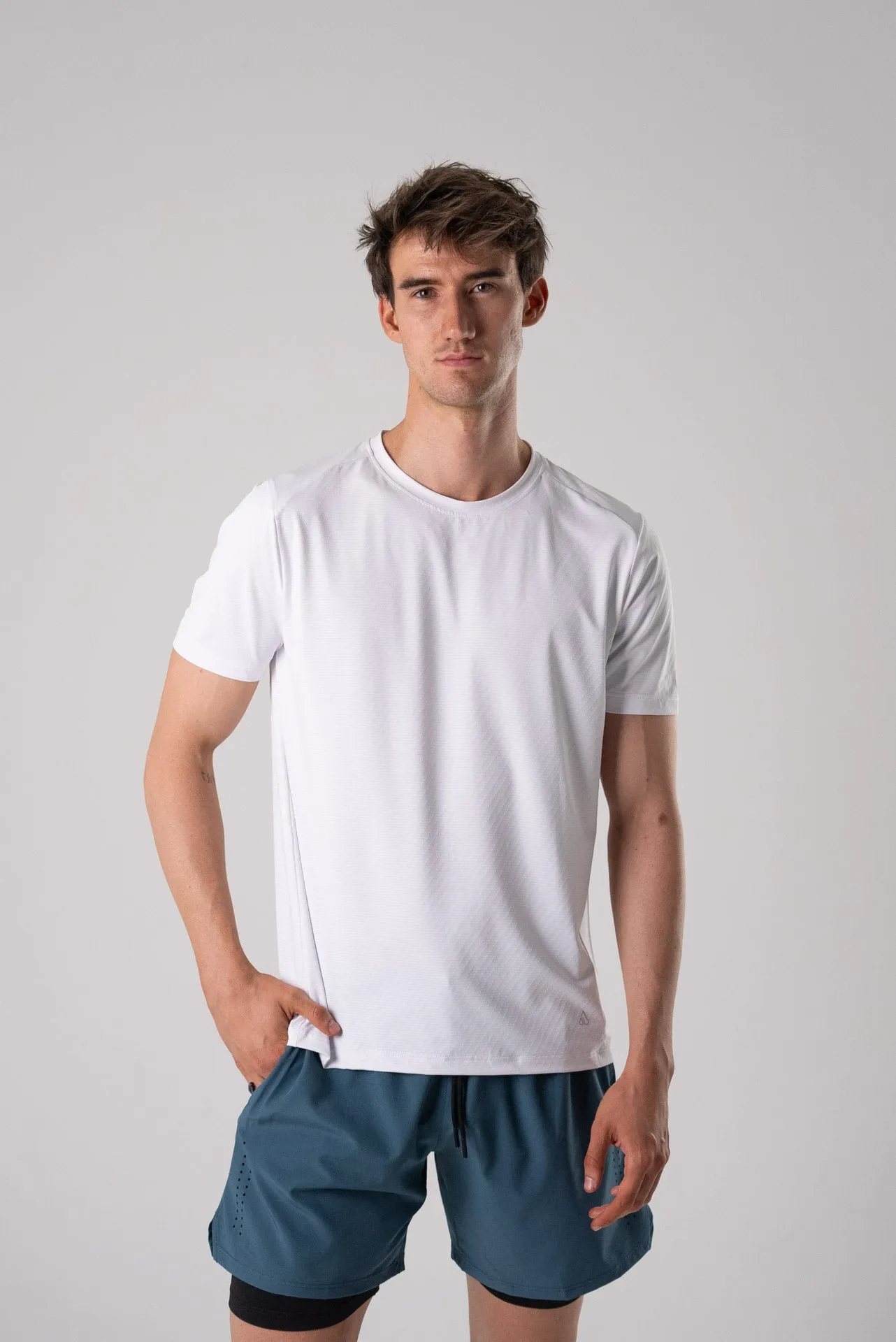 ALIVE strong tee