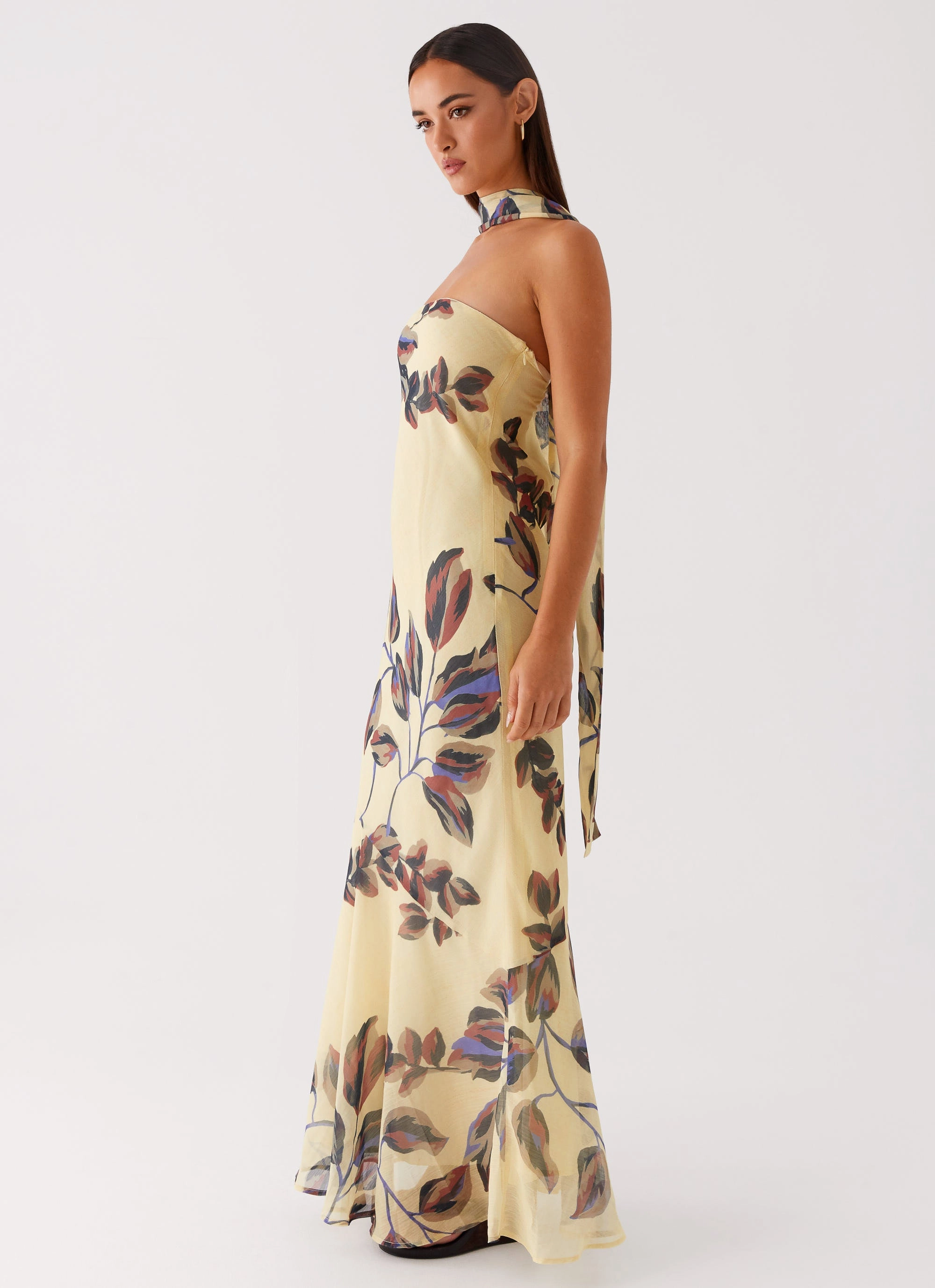 Under The Pagoda Maxi Dress - Buttercream Leaf Print Casual Layers