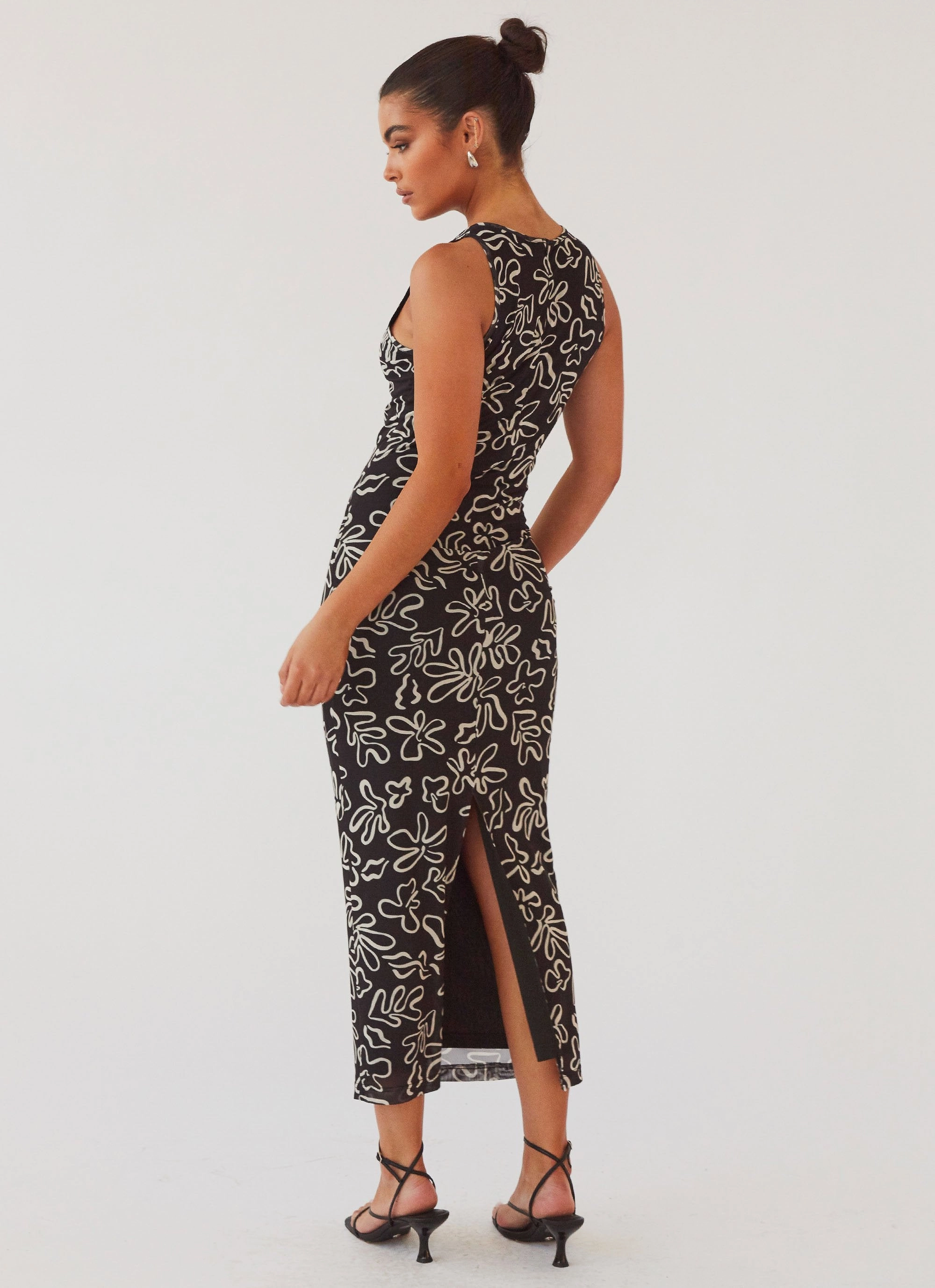 Elegant Waistband Fit All Eyes On Me Maxi Dress - Petal Gloom