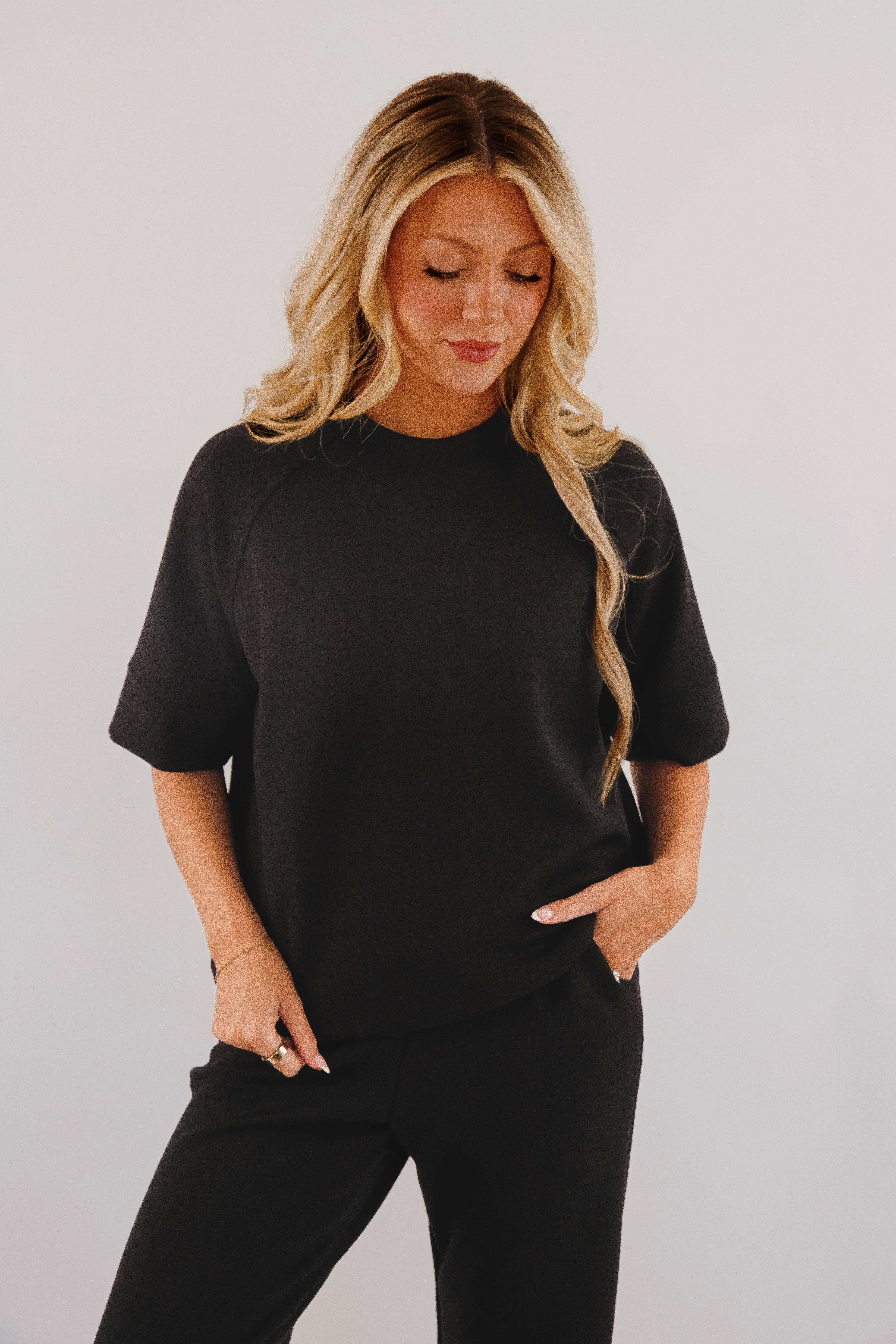 All The Energy Short Sleeve Pullover-Black AntiStaticFinish