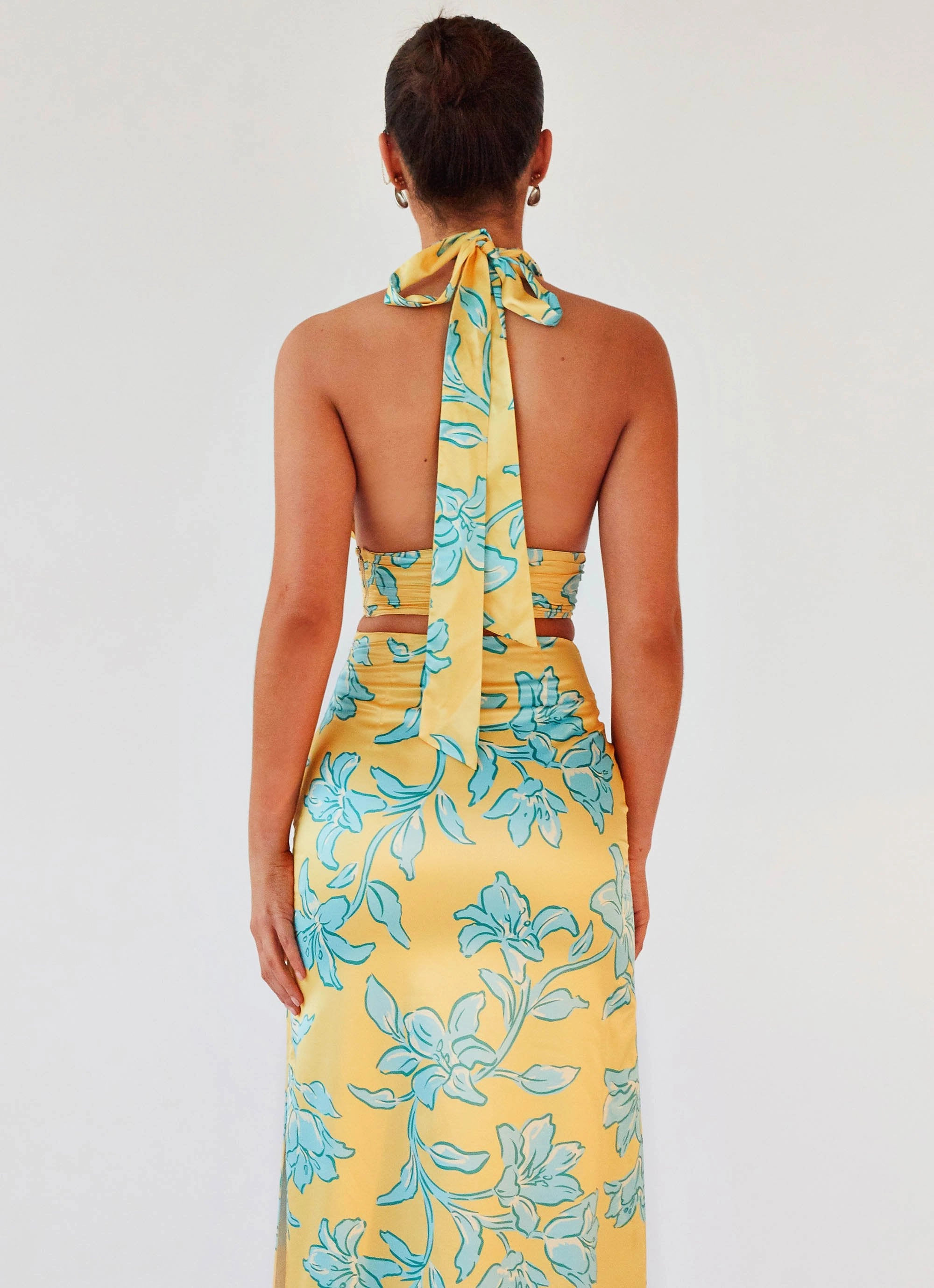 Amalia Wrap Crop Top - Golden Bloom Neutral Tones Look