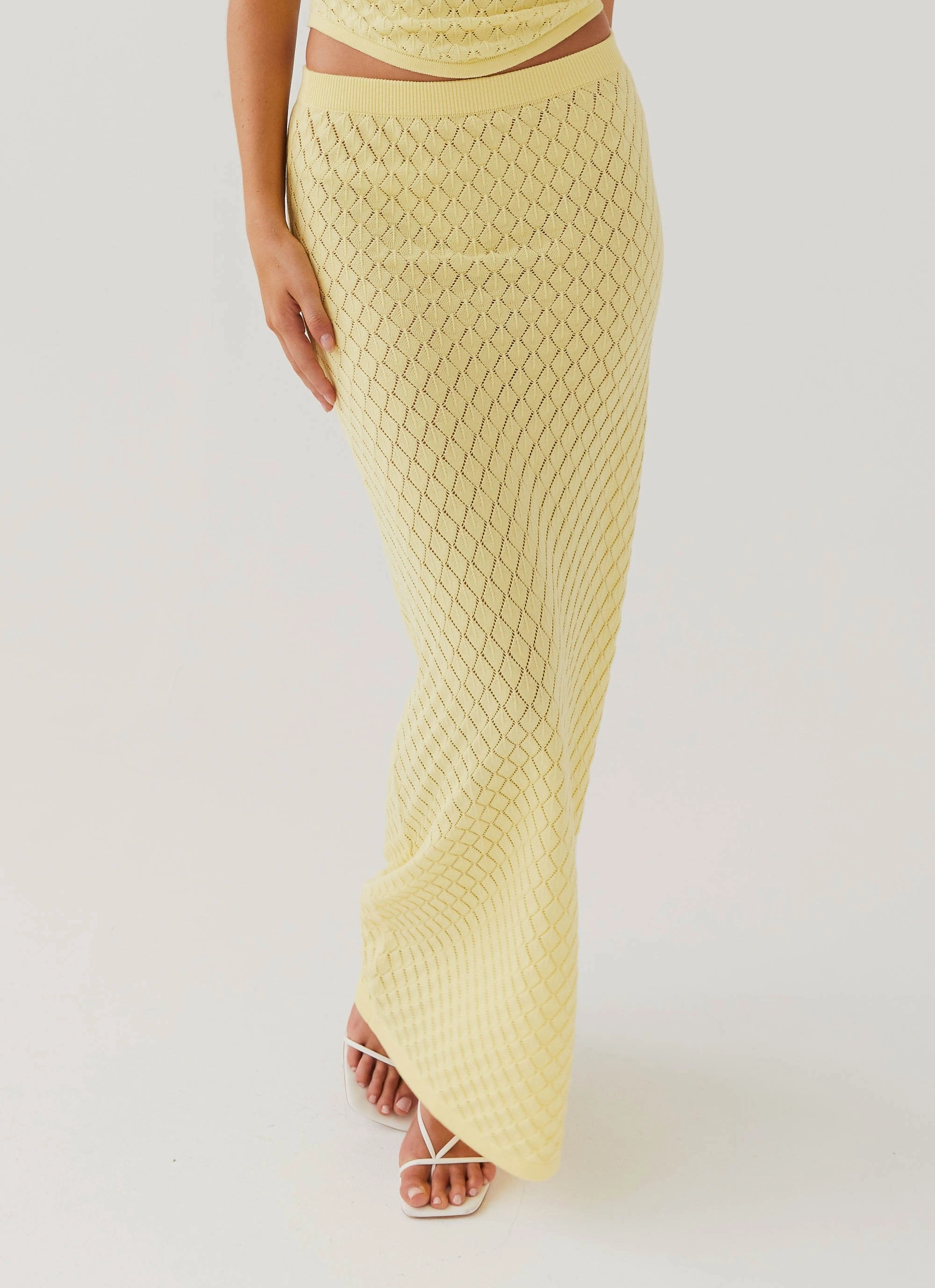 Heat Dissipating Adjustable Drawcord Amanza Knit Maxi Skirt - Lemon