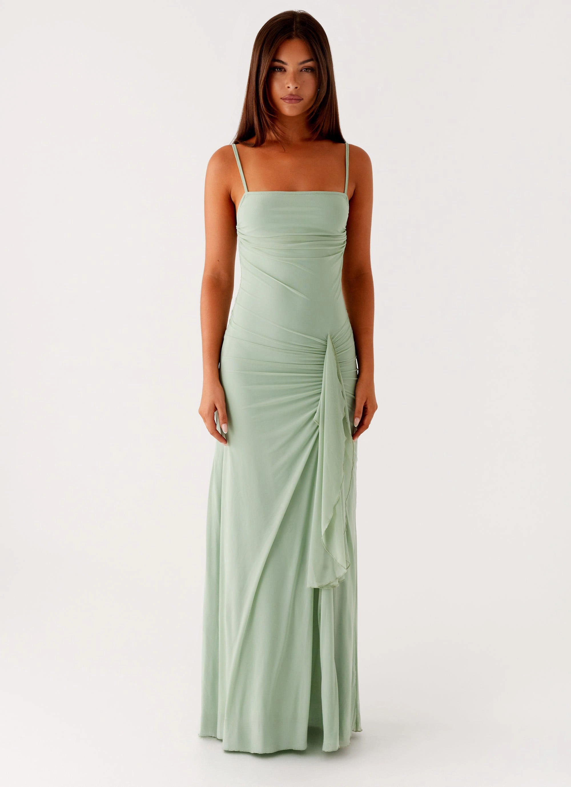 Amphi Maxi Dress - Sage Trendy summer outfit Sharp Profile