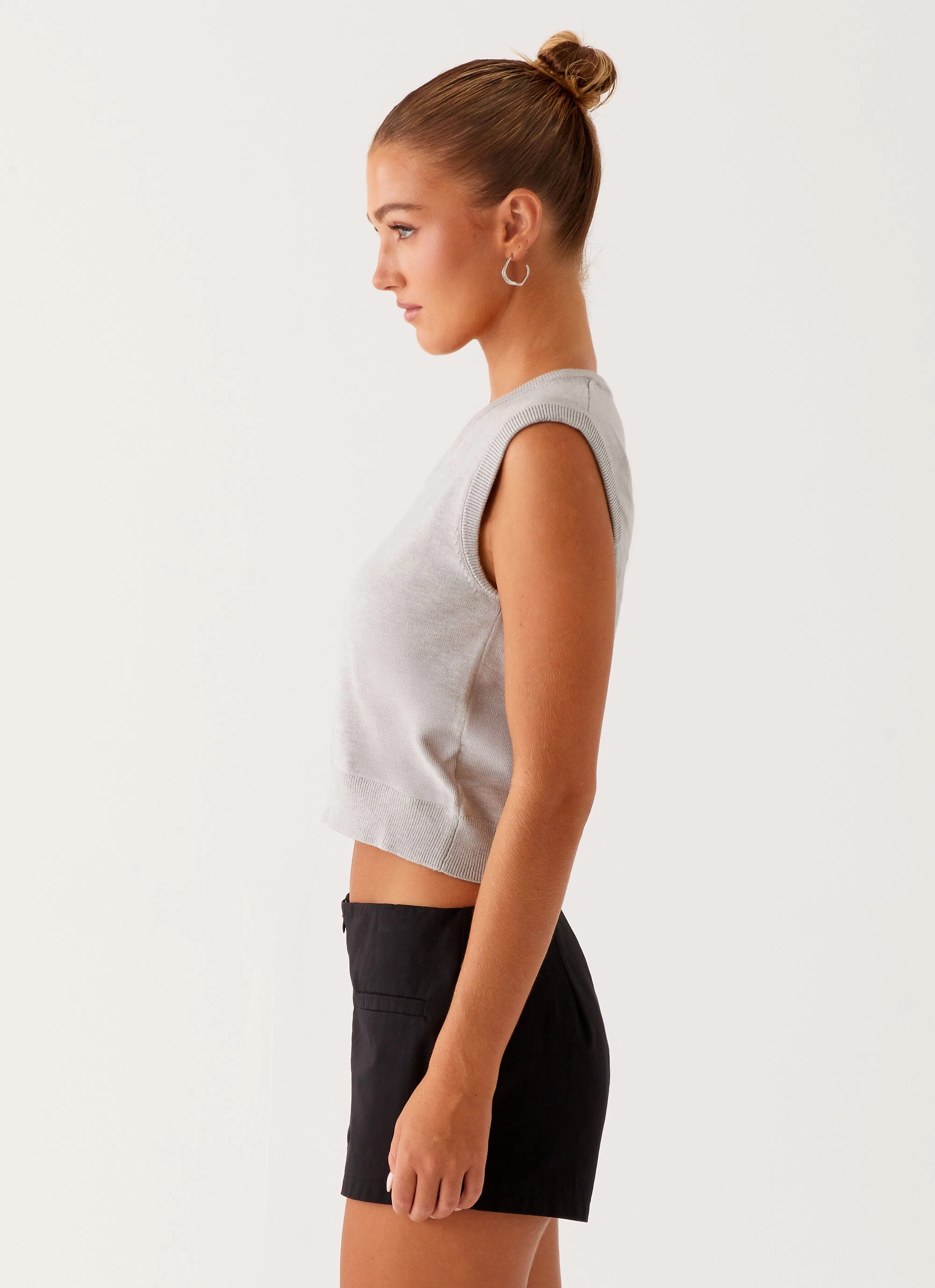 ConvertibleStyle Tyne Knit Vest - Grey