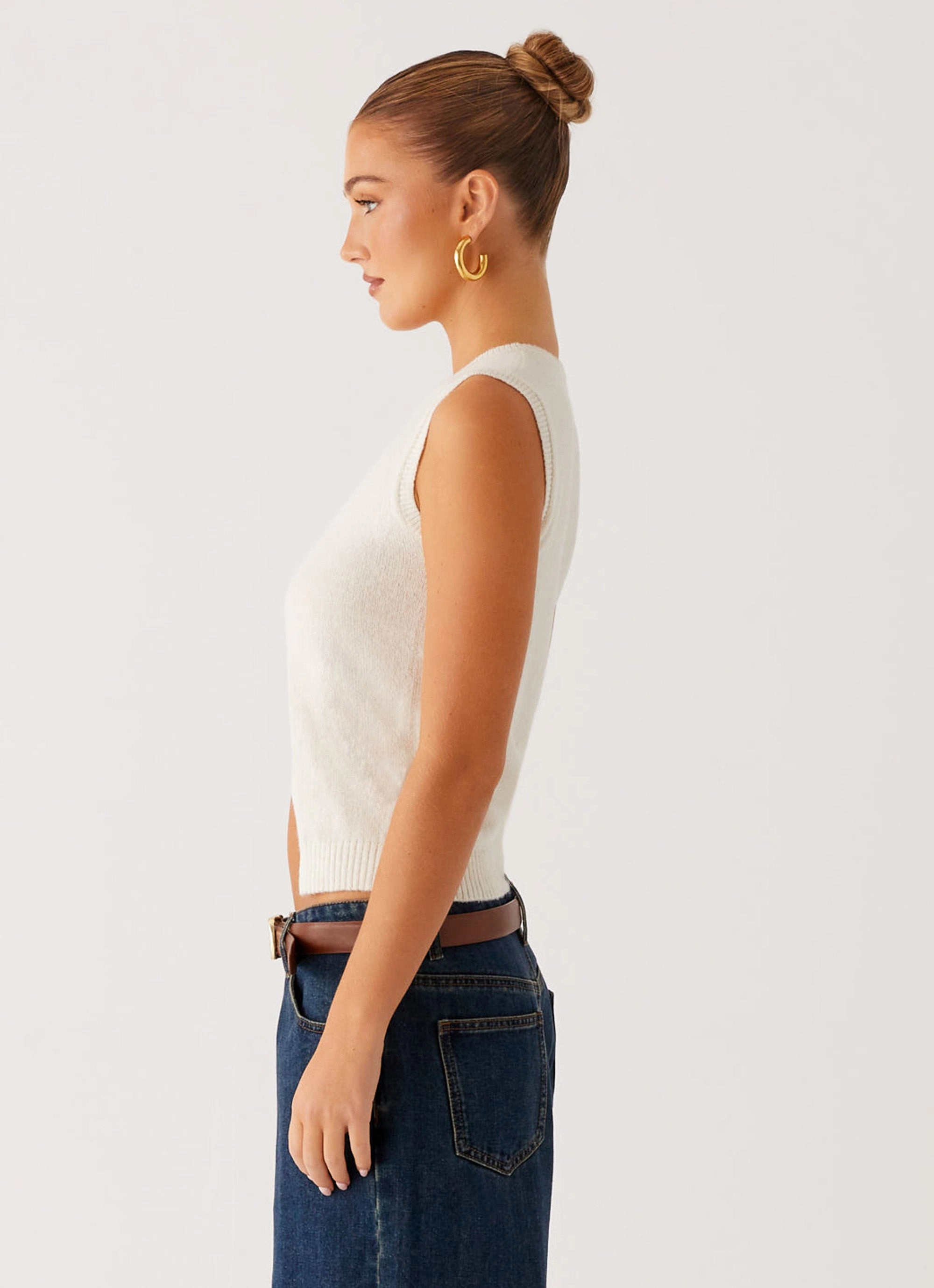 Adaptive Fit Technology Maali Knit Top - White