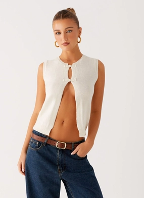 Maali Knit Top - White Double Stitched Hem Seamless construction