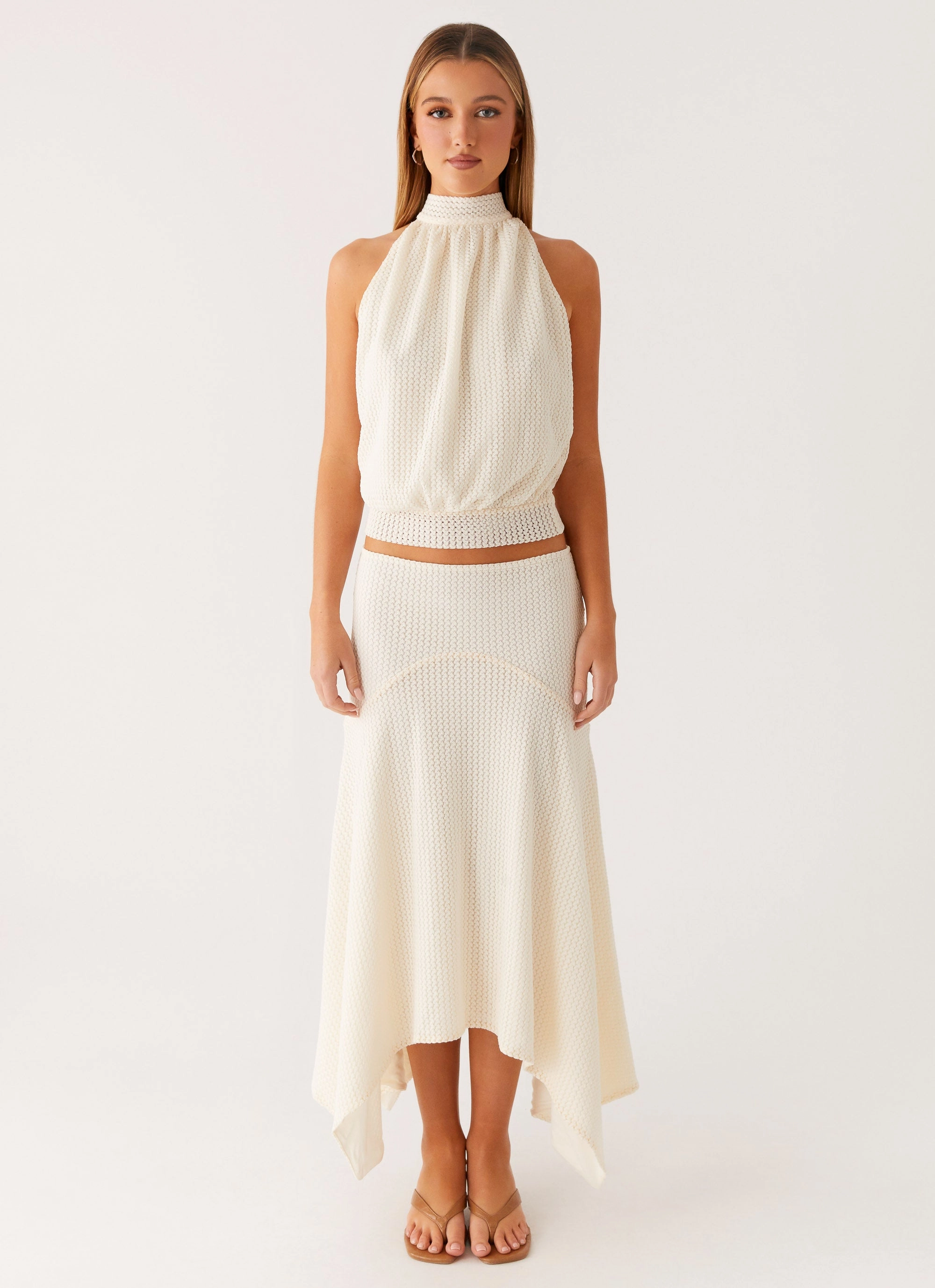 Evaden Backless Top - Ivory Stylish Jacket