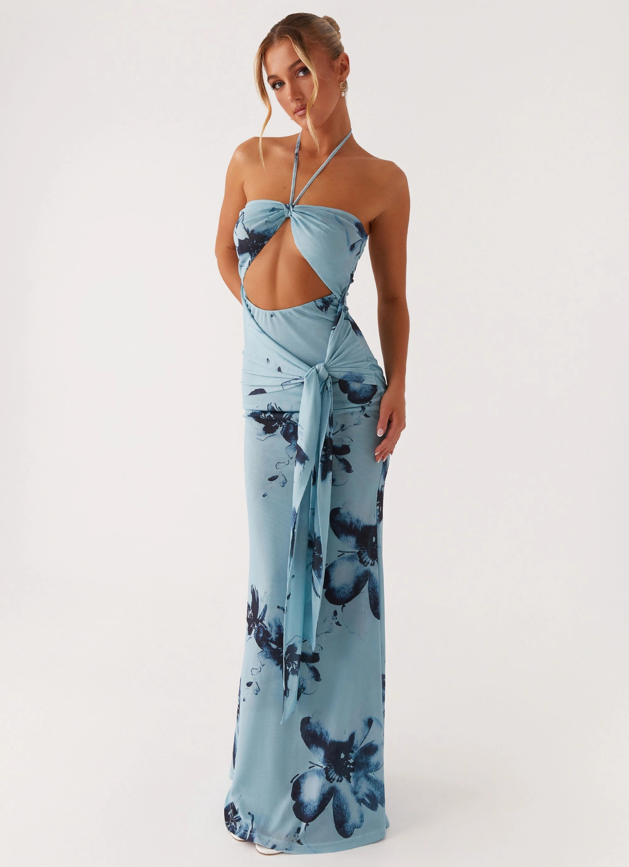 Stylish Fit Antonia Maxi Dress - Black Blue Floral