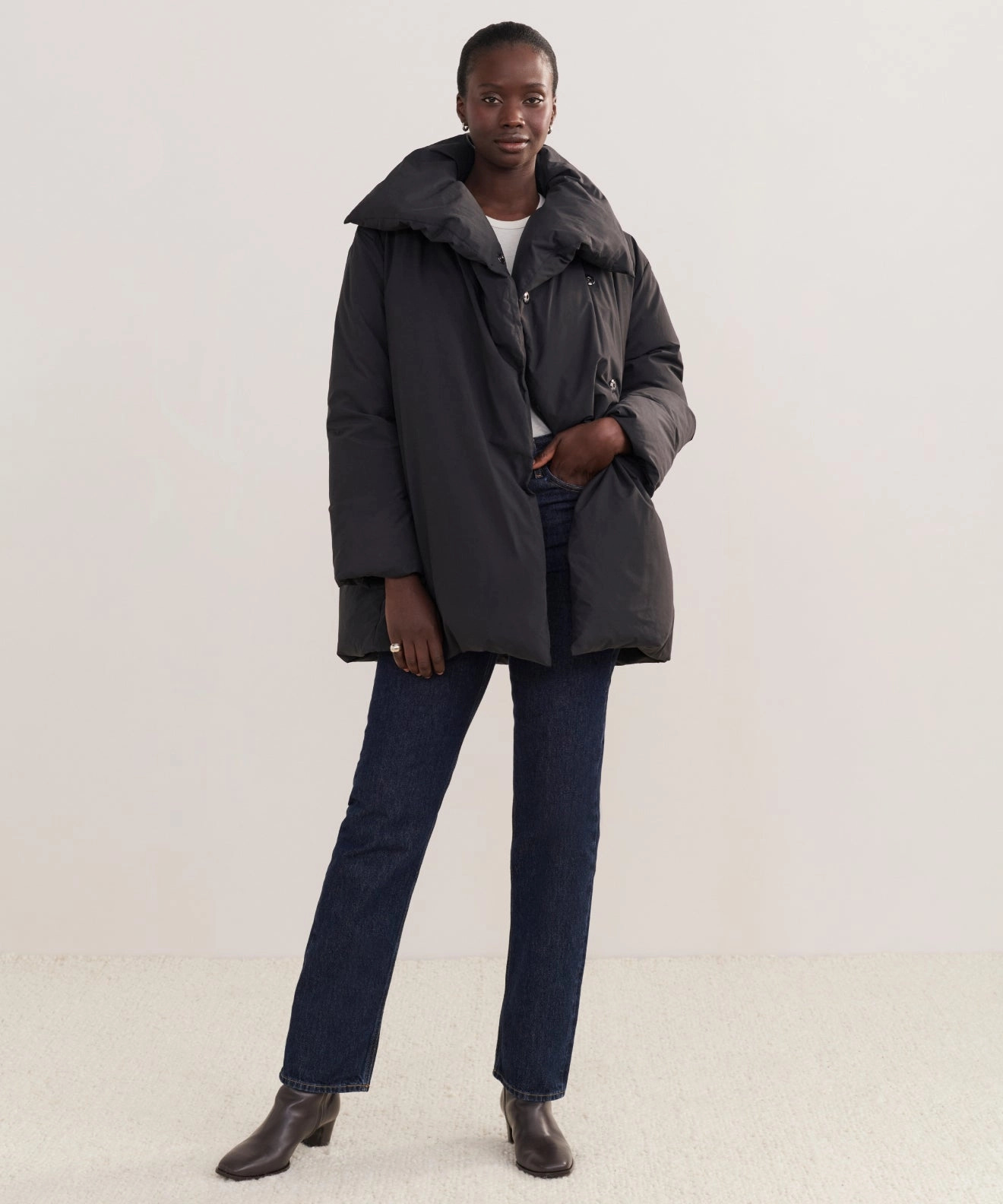 Apres Coat Full Length Zipper Modern City Outfit