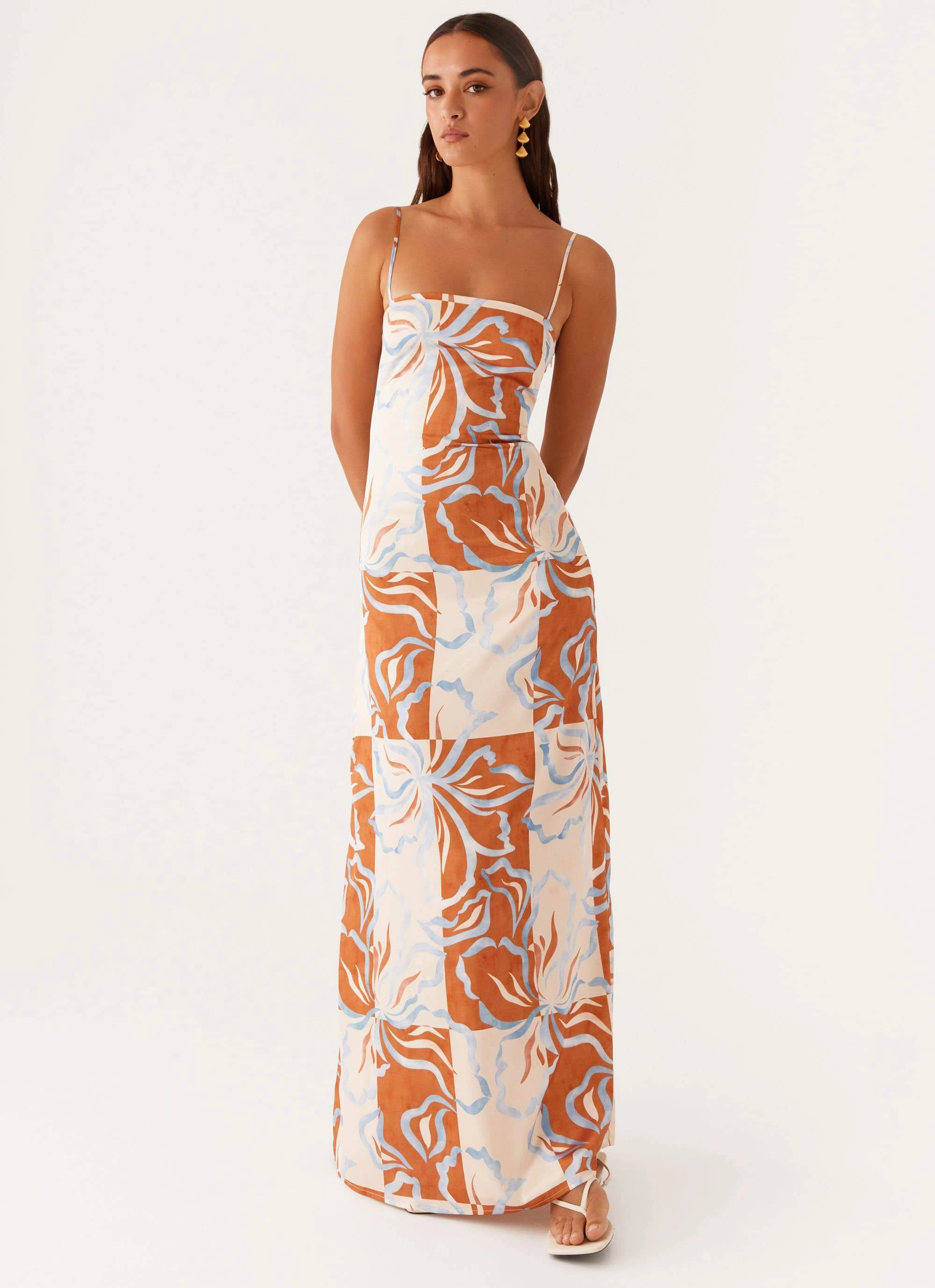 Aster Bloom Maxi Dress - Orange Blue Floral Trendy pick Subtle-Print