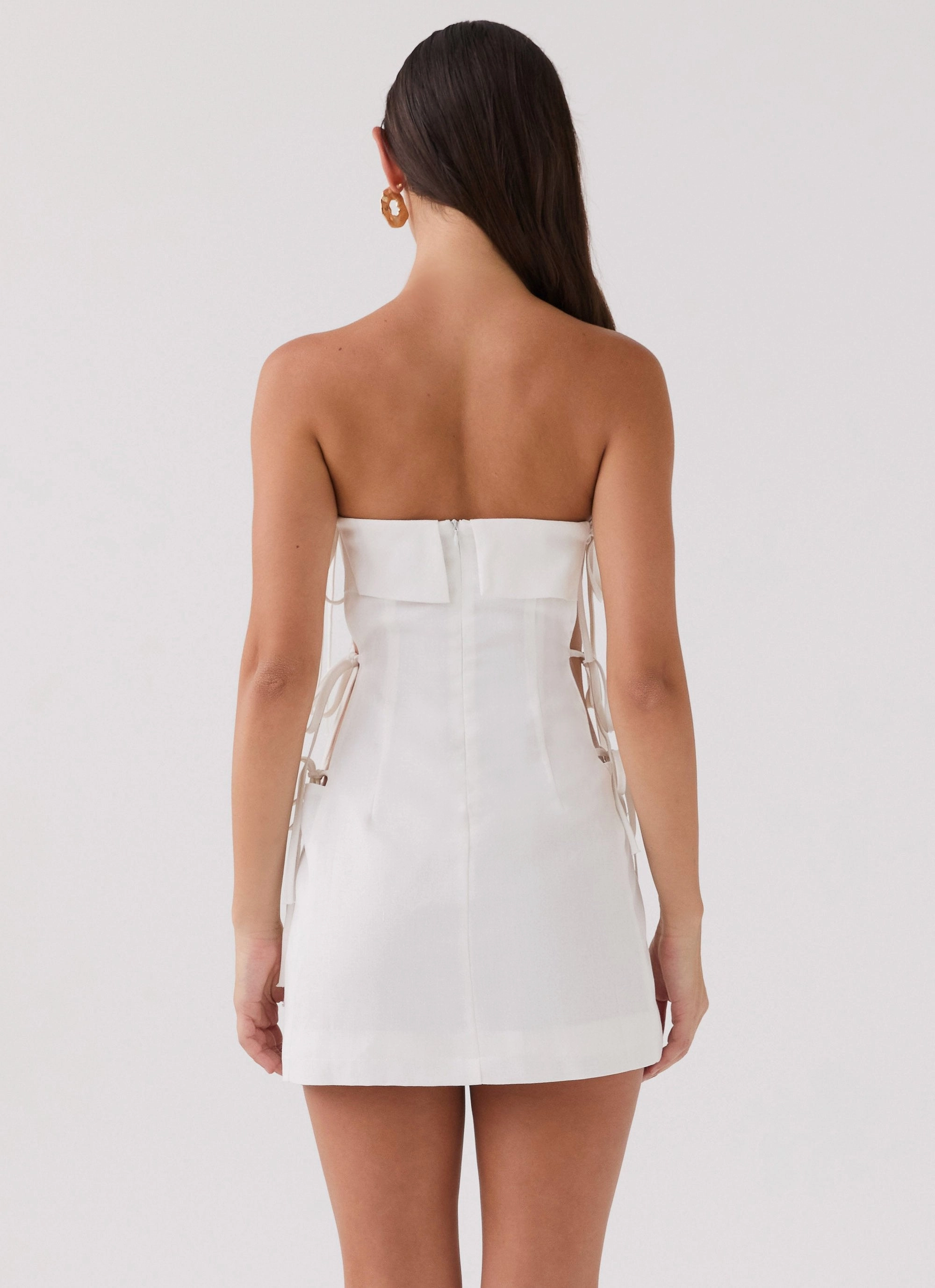 Soft Touch ElasticWaistband Aura Tie Tube Dress - White