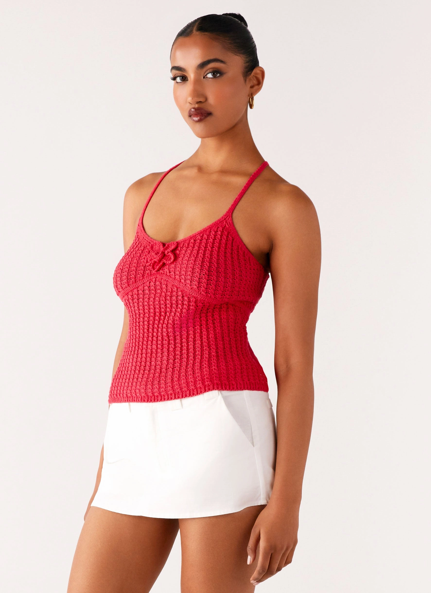 Minimalist Cuff Tiare Crochet Top - Fuchsia