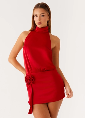 Luxurious Texture Scoop-Neck Birdie Halterneck Mini Dress - Red