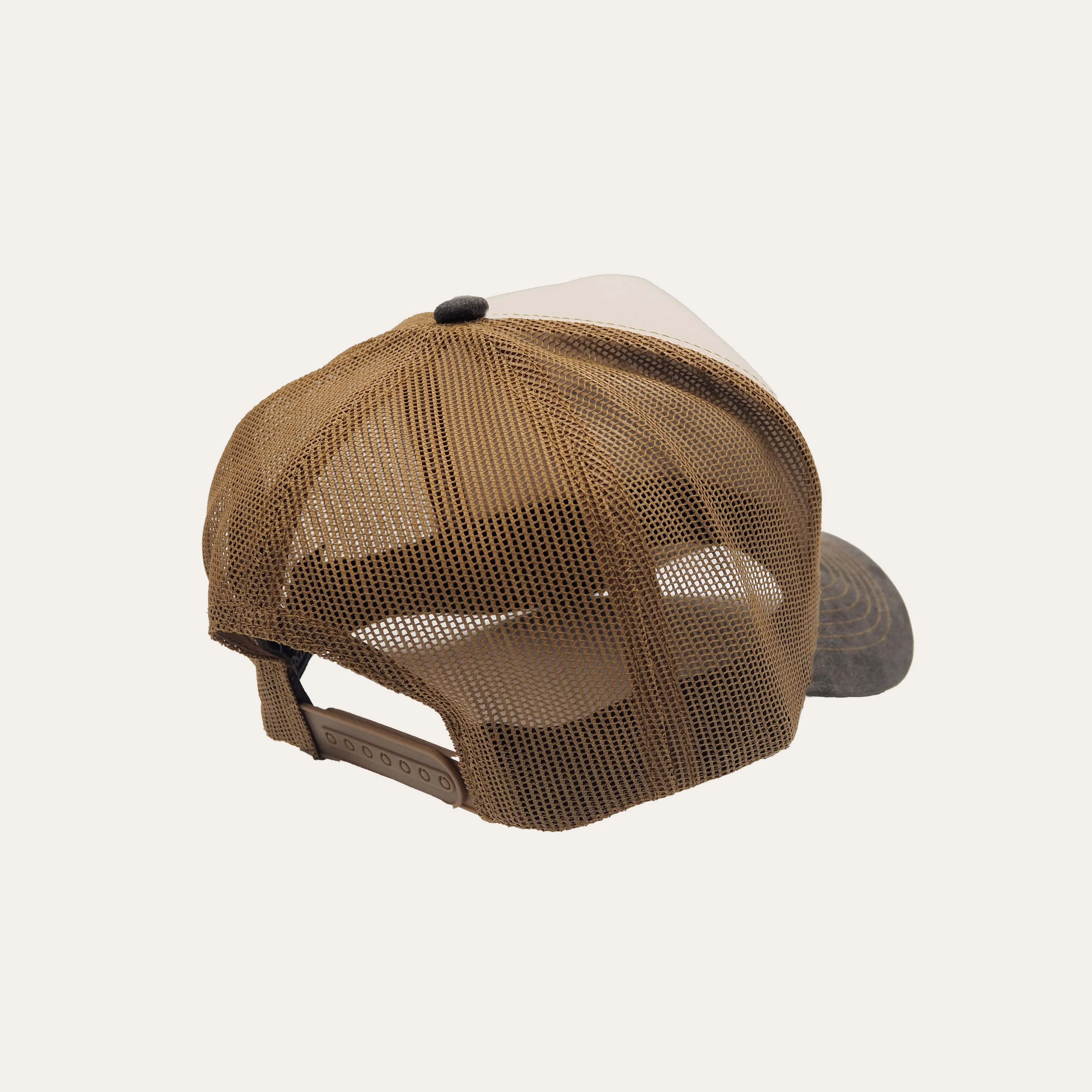 BISON TRUCKER TAN