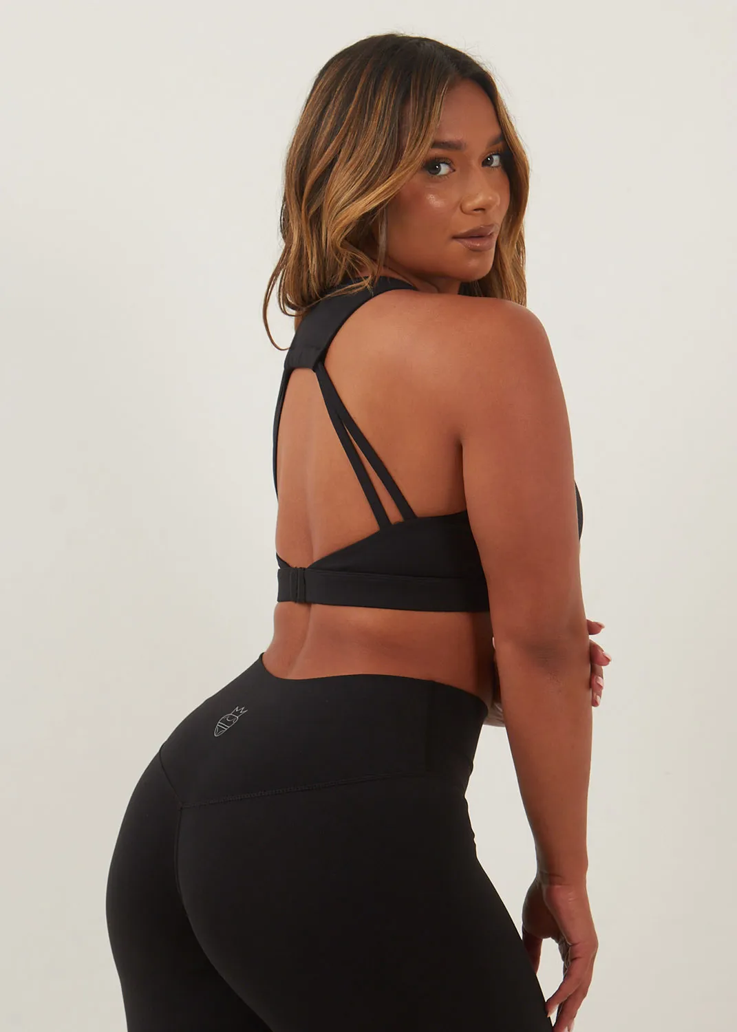 Black Seamless Sports Bra