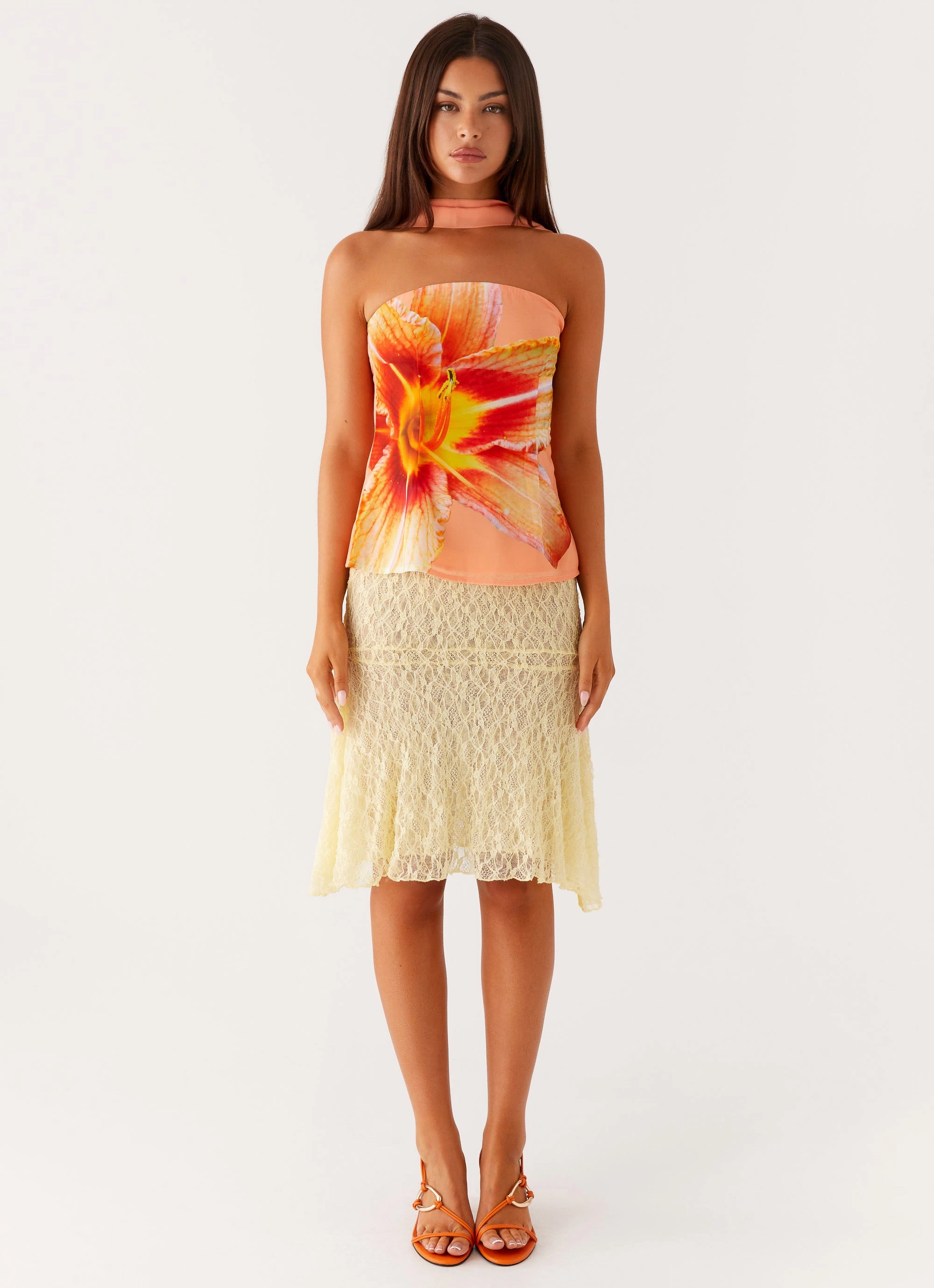 Fitted Design ReinforcedShoulderConstruction Blaise Scarf Top - Orange Floral