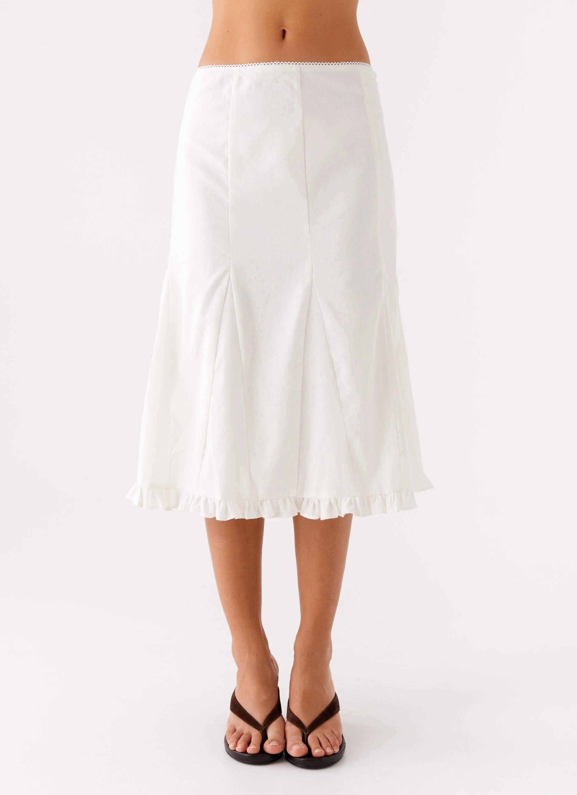 ReinforcedBeltLoops Active Design Wear Alec Midi Skirt - White