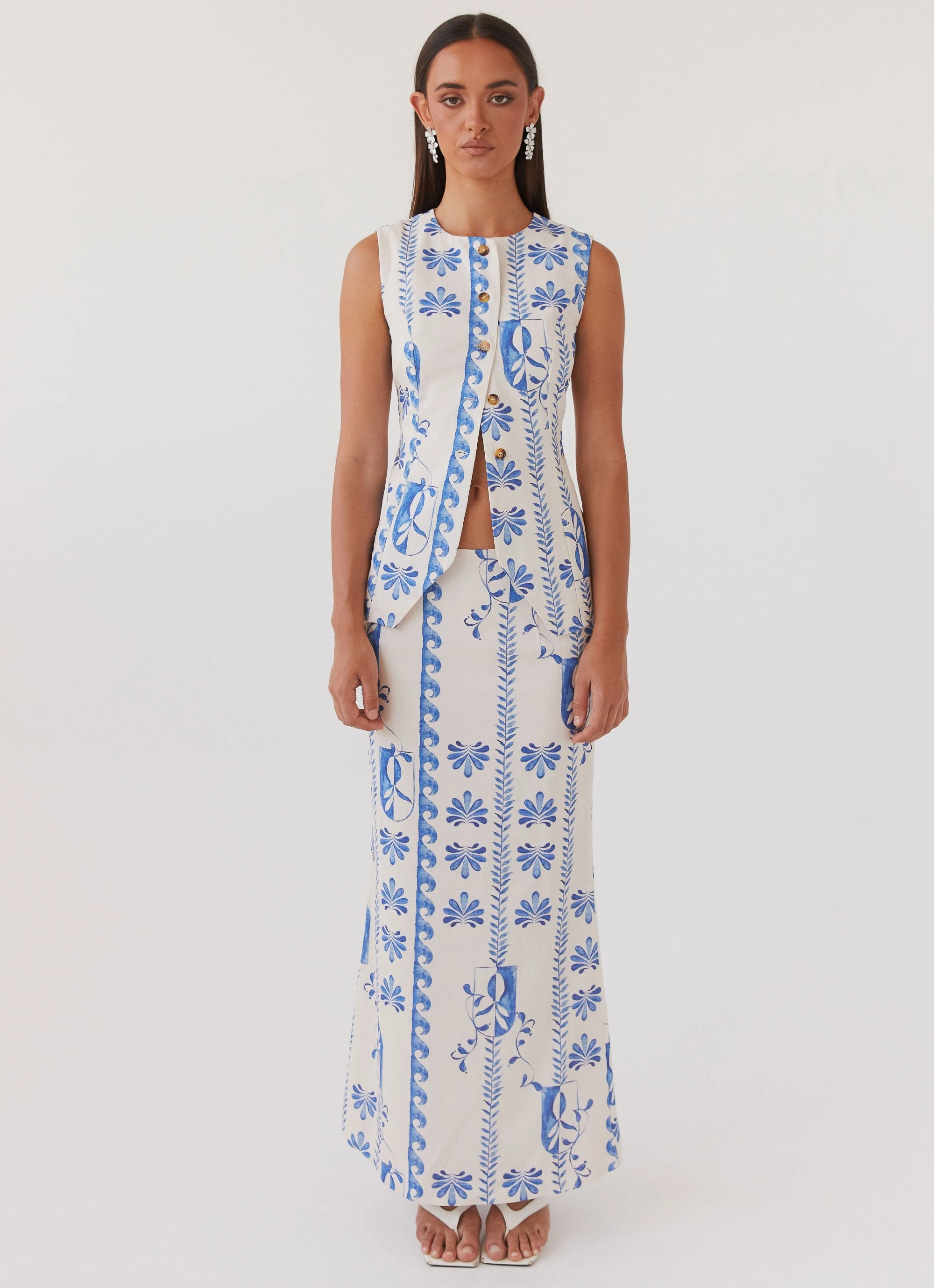 Airflow Optimized Weave Born For Bordeaux Linen Vest - Floral Wave