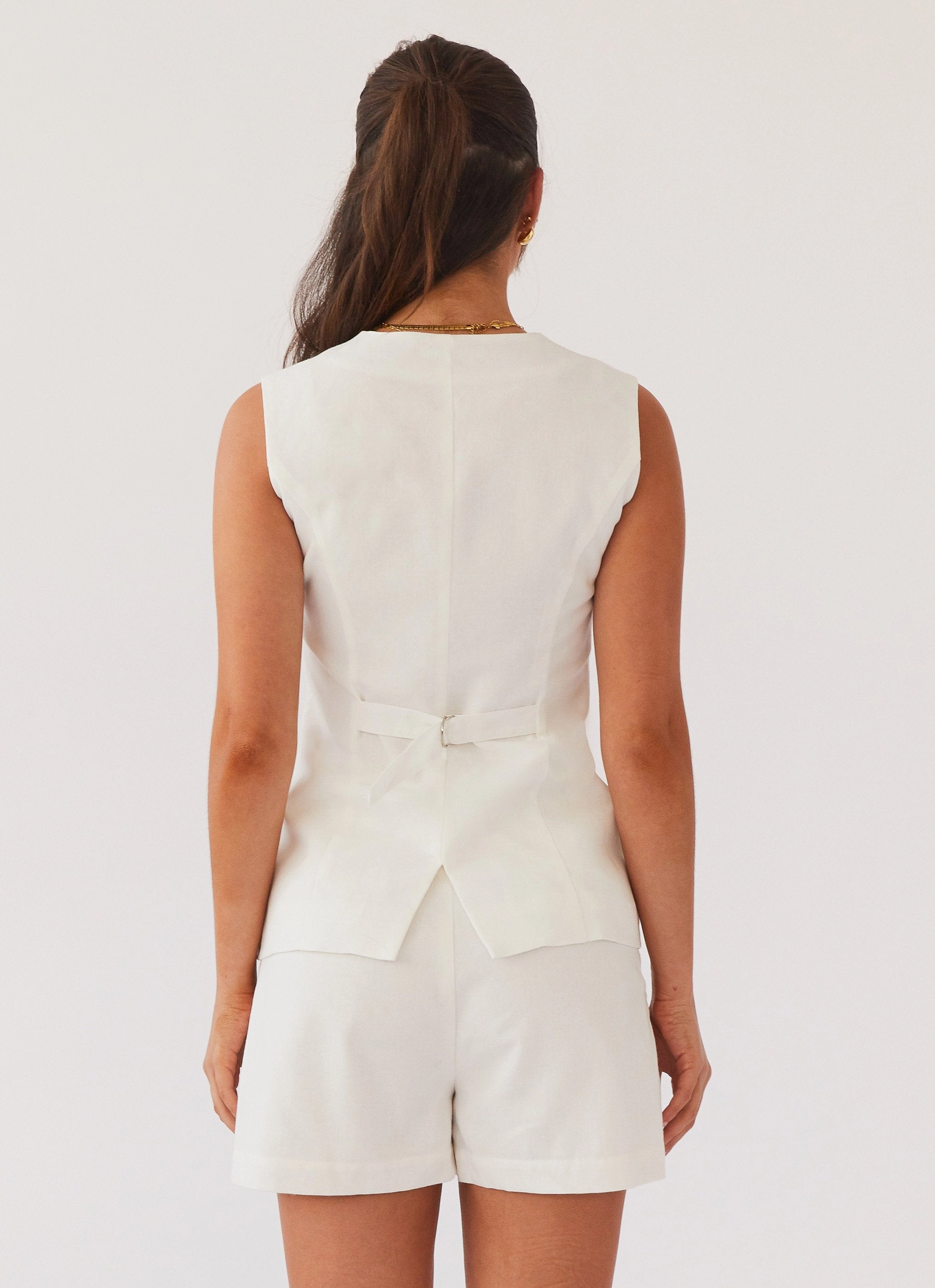 Reflective Accent Stripes Breathable3DKnit Born For Bordeaux Linen Vest - White