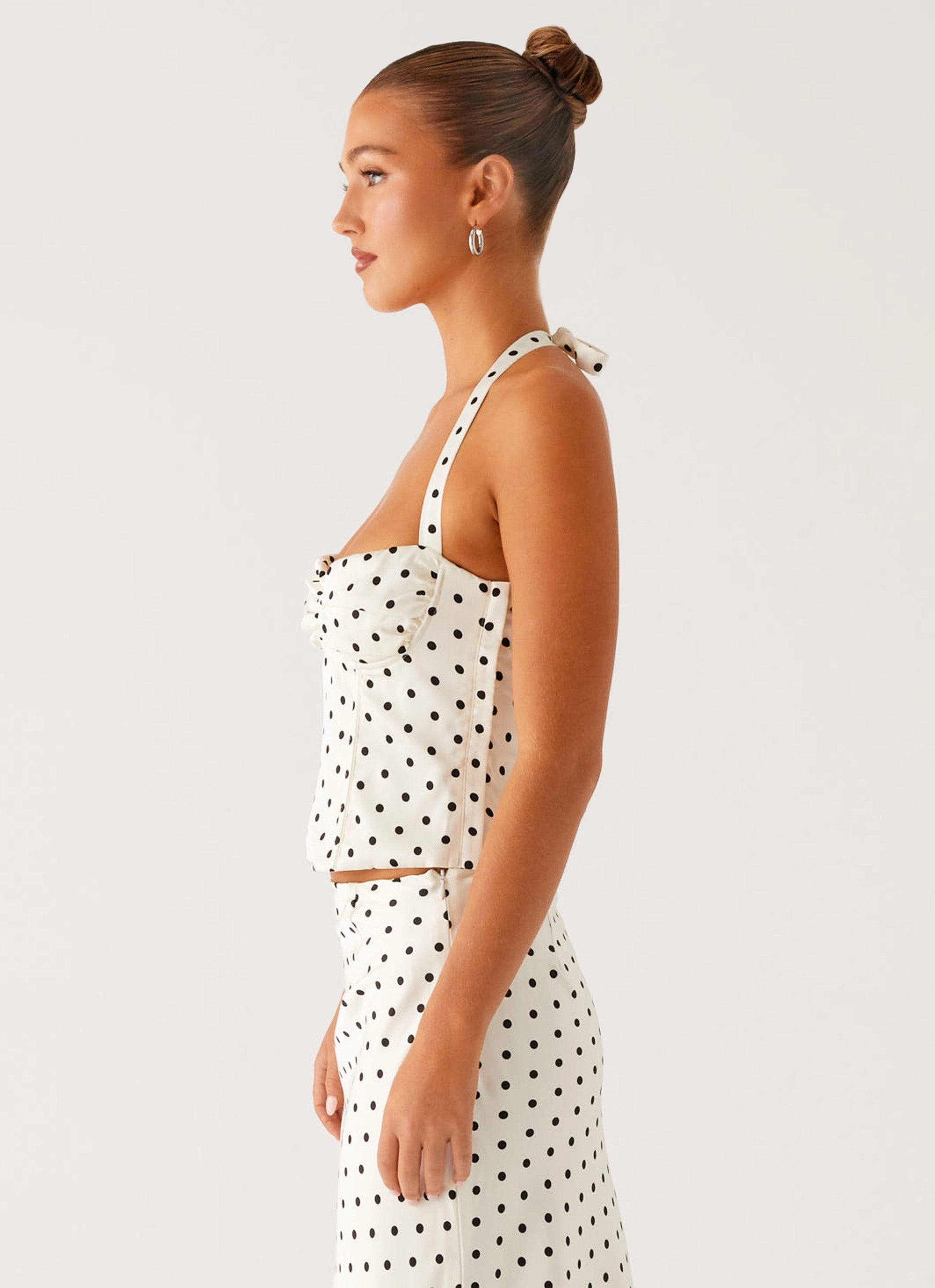Layered Collar Structure Anti Odor Treatment Breanne Top - White Polka Dot