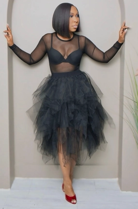 Thermal Regulating Fitted Design Cordelia Layered Tulle Mesh Skirt