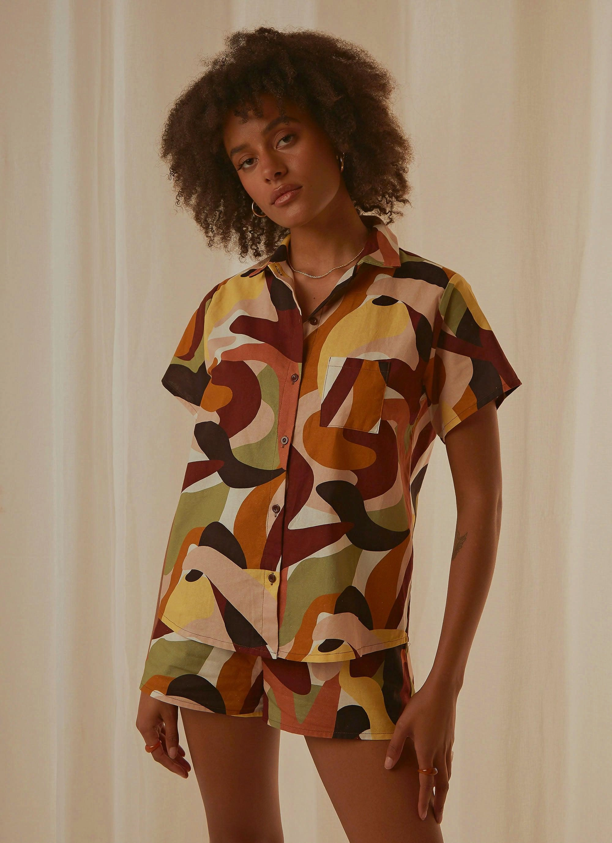 AntiBacterial Coating FlexibleCollarStructure Paloma Shirt - Tropicola