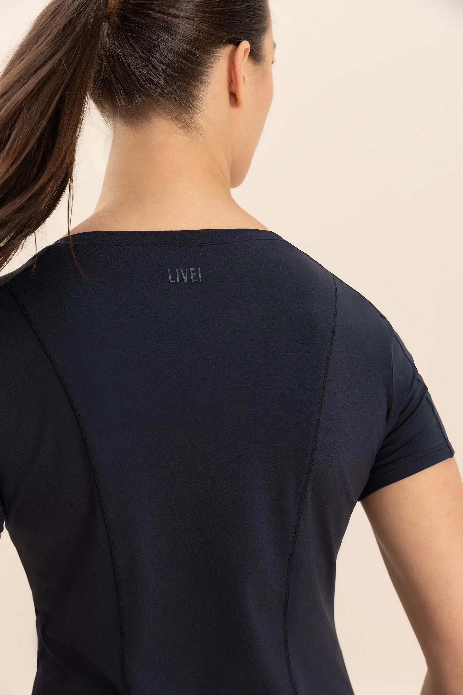 Broad Shirt