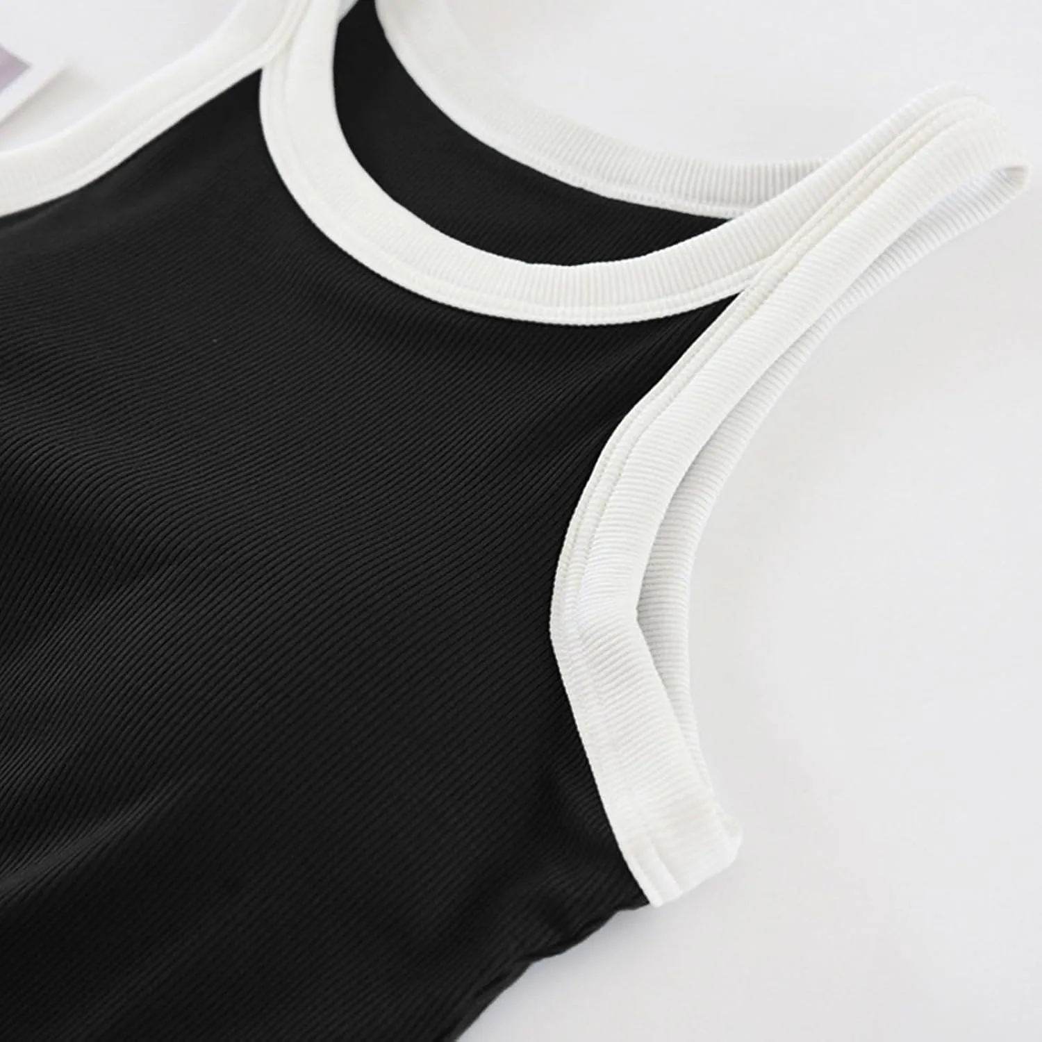 Built in Bra Tank Tops for Women Padded Sleeveless Crop Camisole Comfy Knit Lounge T Shirts Summer Casual Tops