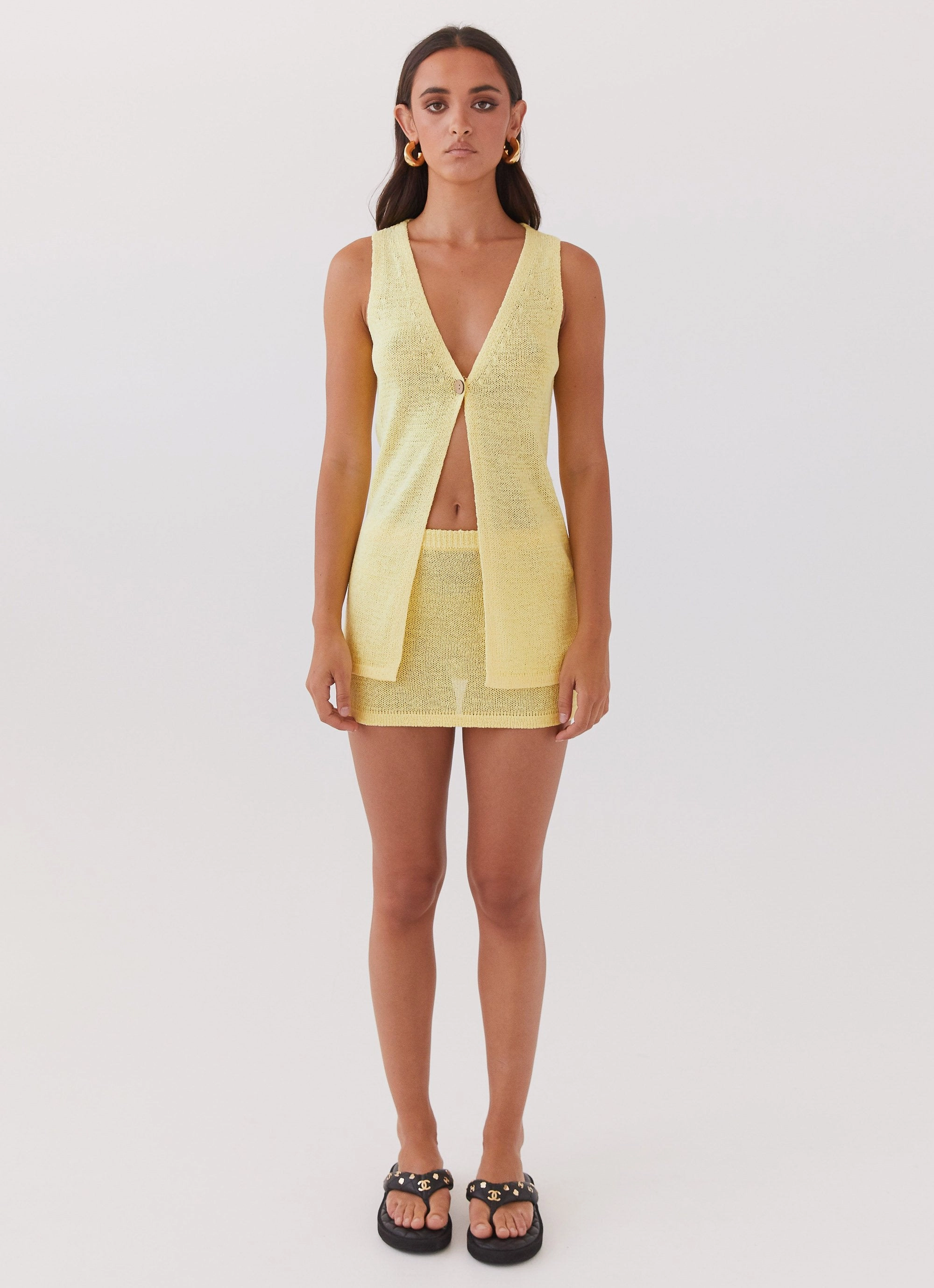 Quick Movement Wear Capri Glow Knit Mini Skirt - Canary