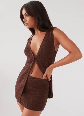 Non Irritating Capri Glow Knit Skirt - Chocolate