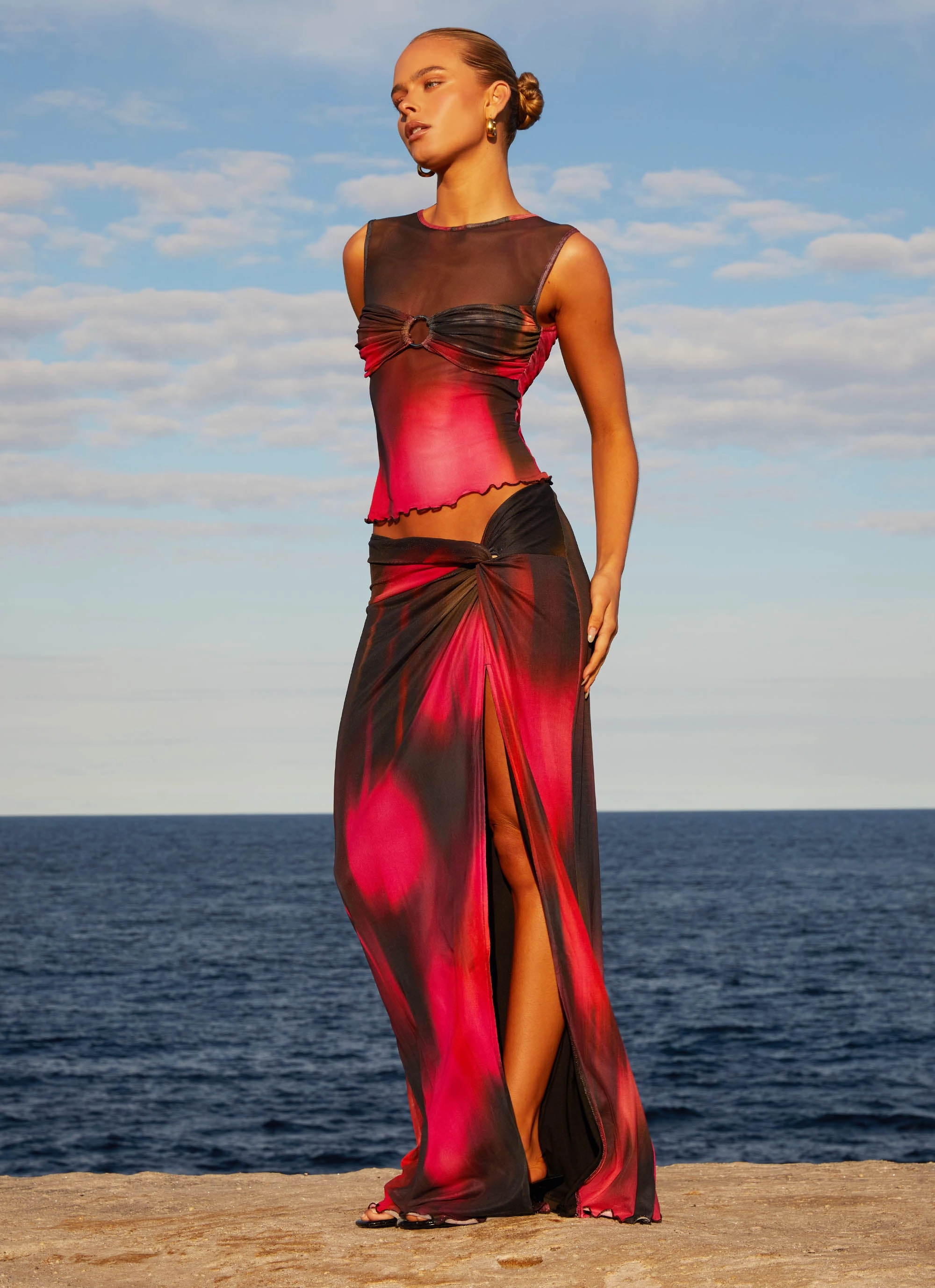 AbrasionResistant Fabric Caprise Mesh Tank - Pink Print
