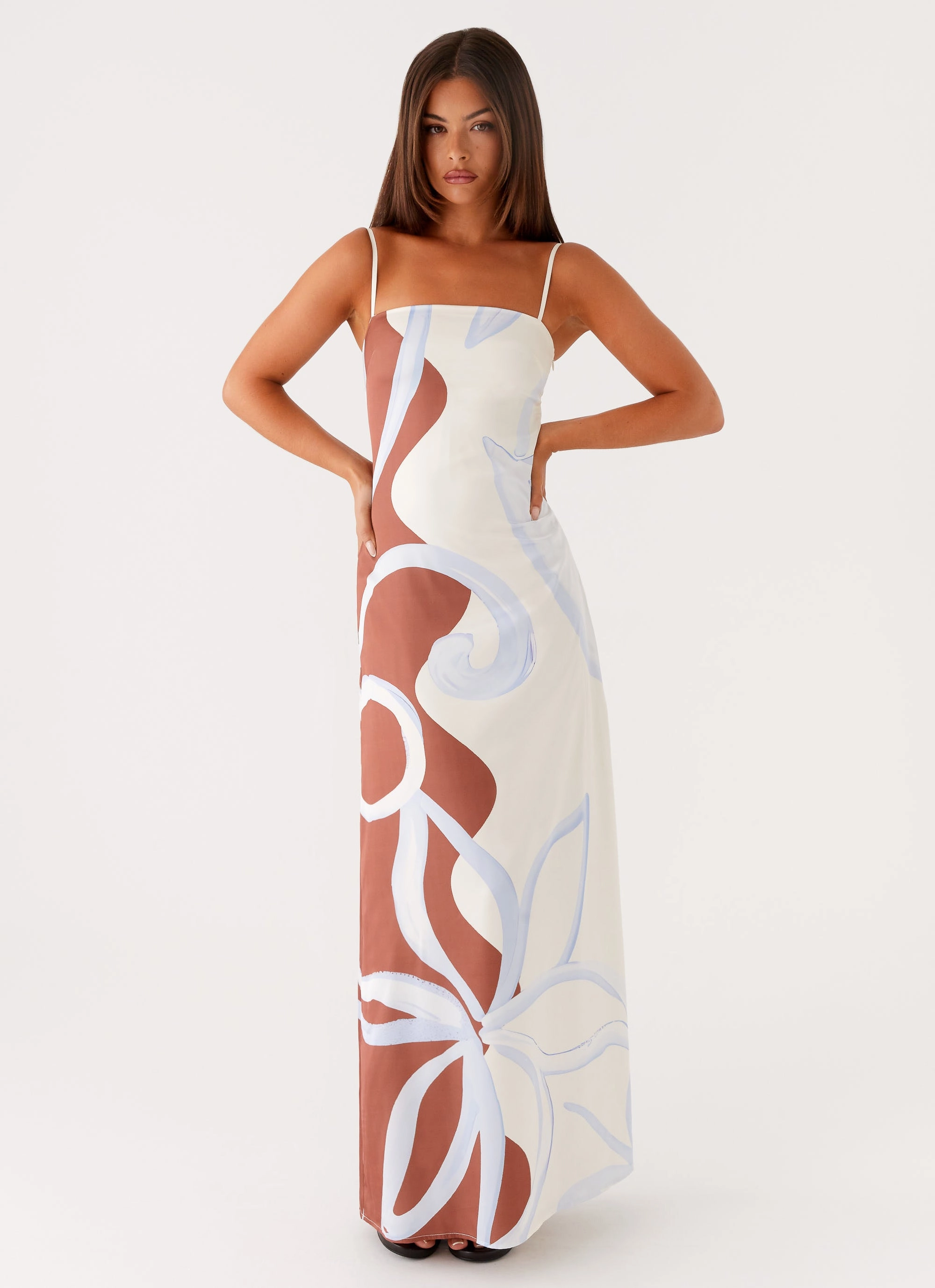 Dreamy Simplicity Balanced Shape Aster Bloom Maxi Dress - Bloom Wave Print
