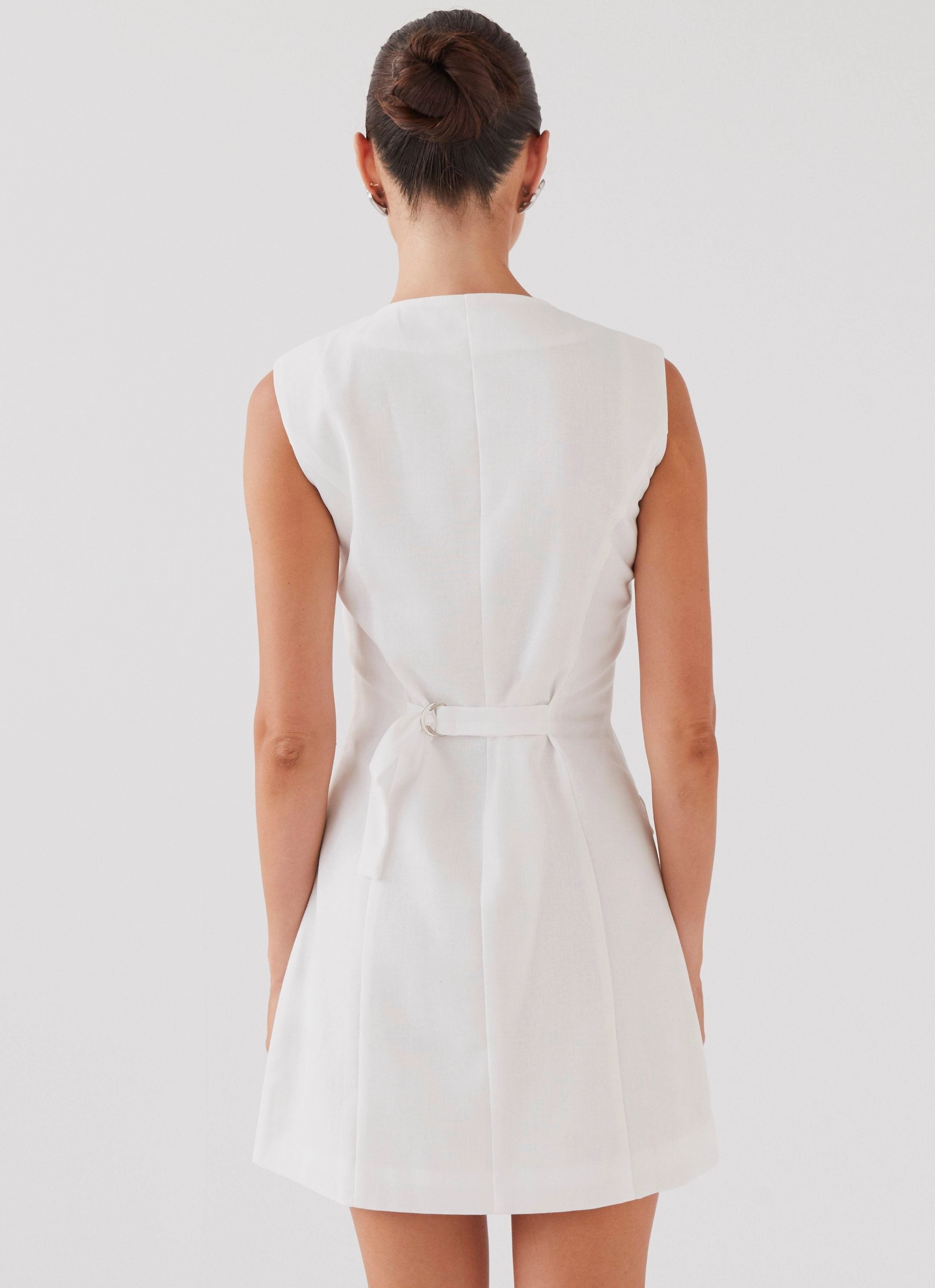 Castello Fiore Linen Mini Dress - White Minimalist Design