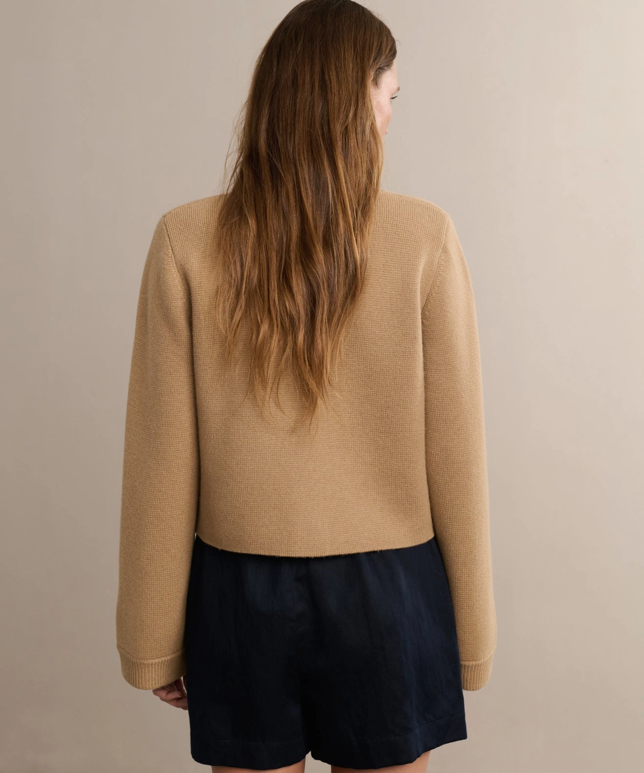 Charlotte Cardigan StretchableMaterial
