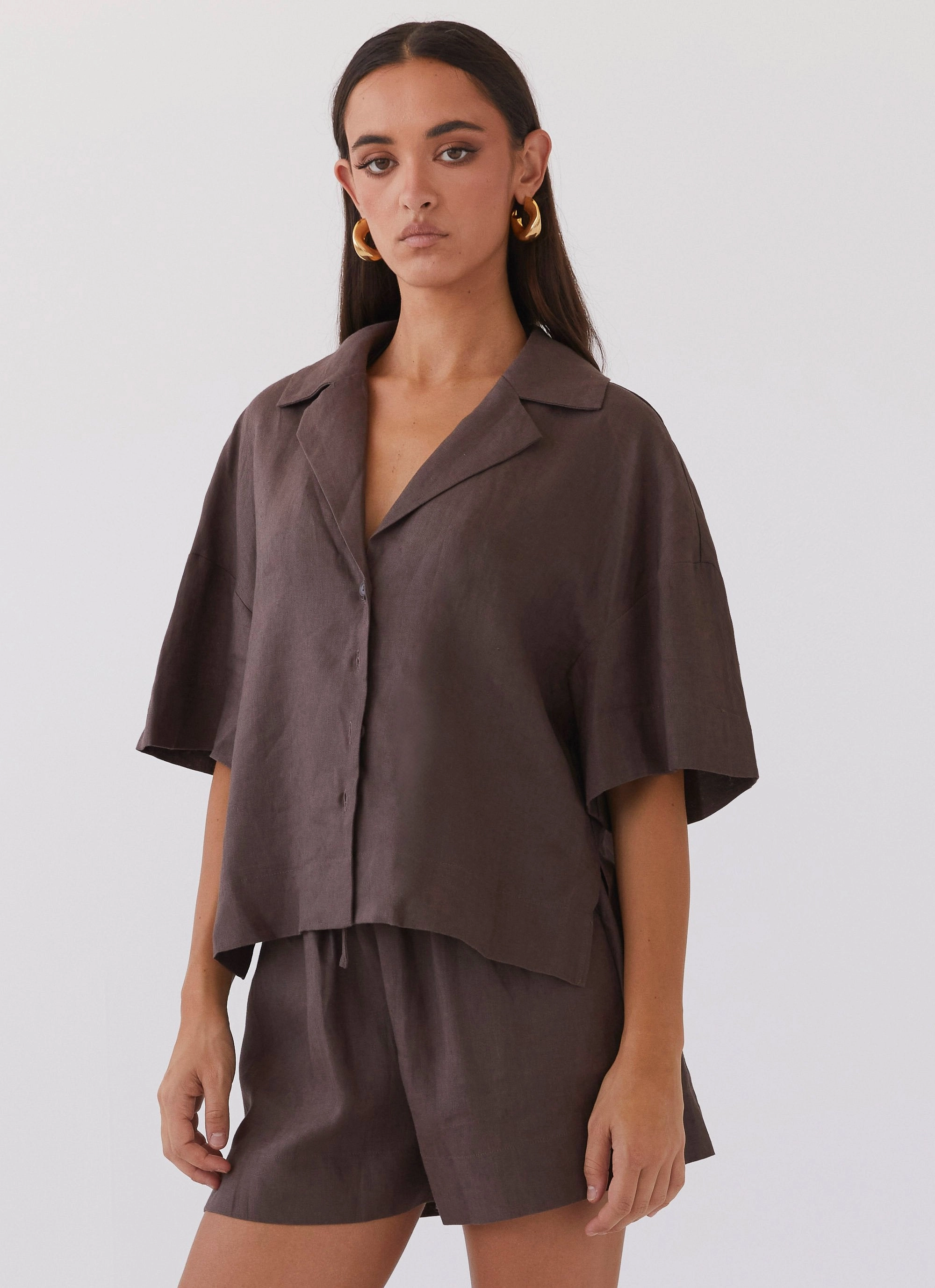 Chelsea Lounge Linen Shorts - Chestnut Ergonomic Articulation