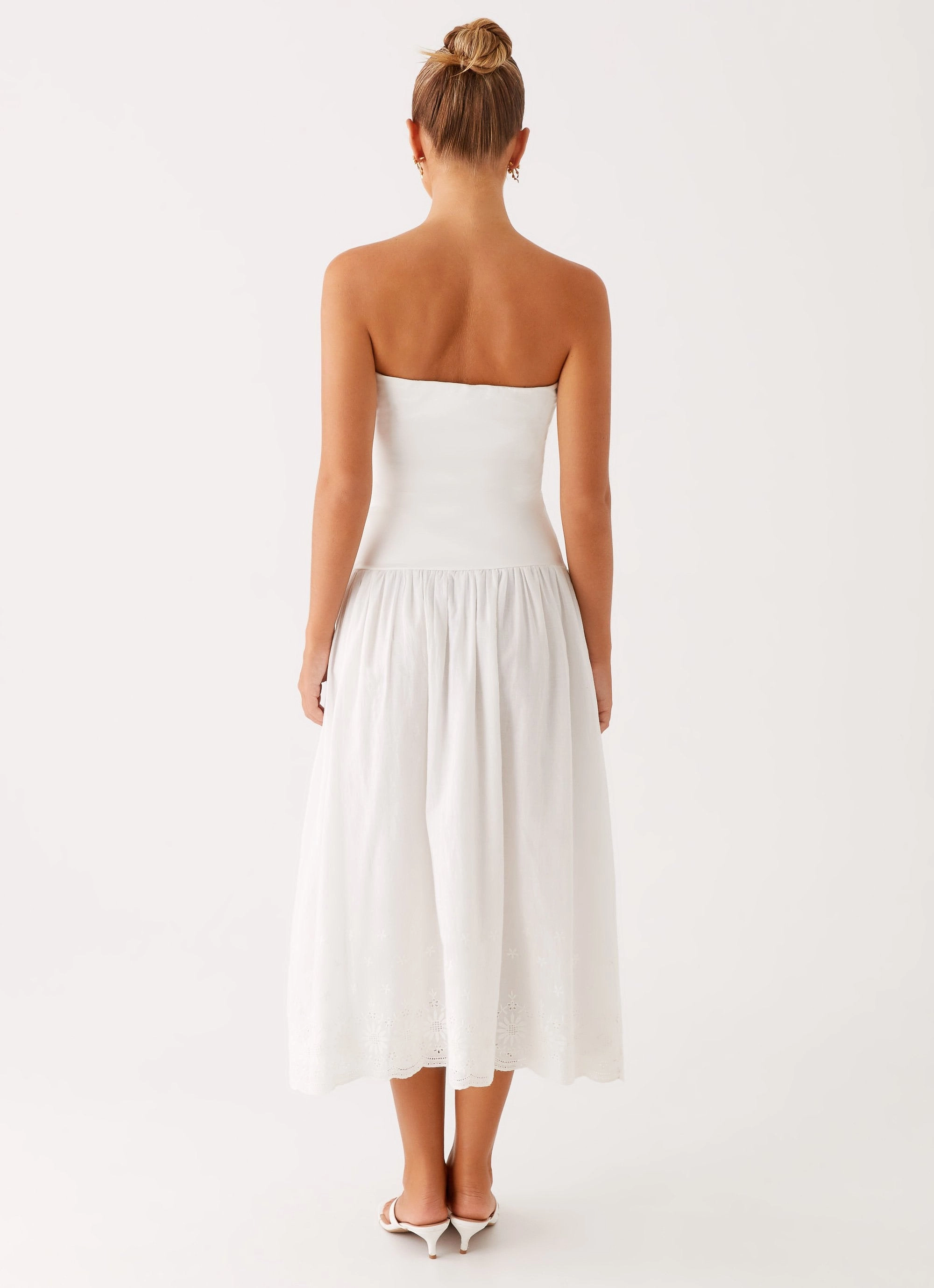 Autumn Look Youth Charm Cherry Skies Midi Dress - White