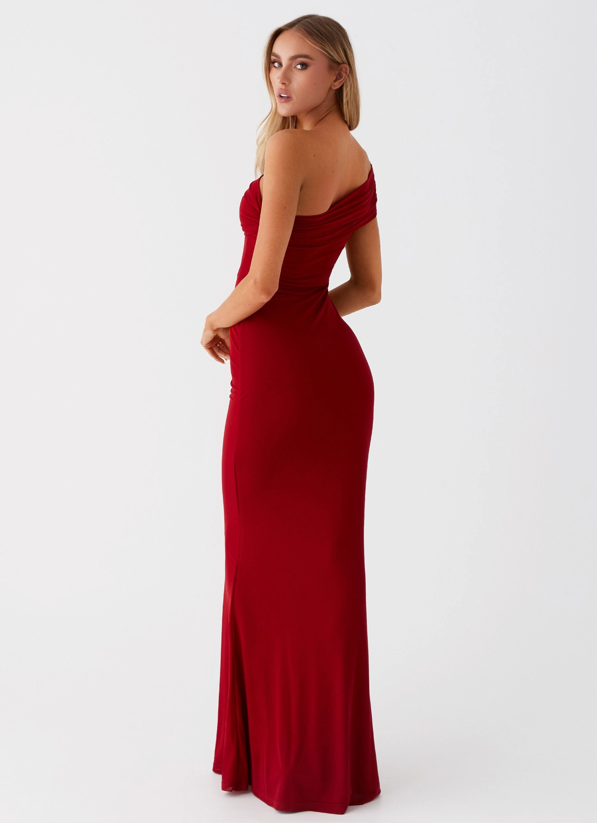 Airy Layer Pure Vibes Reine Maxi Dress - Red