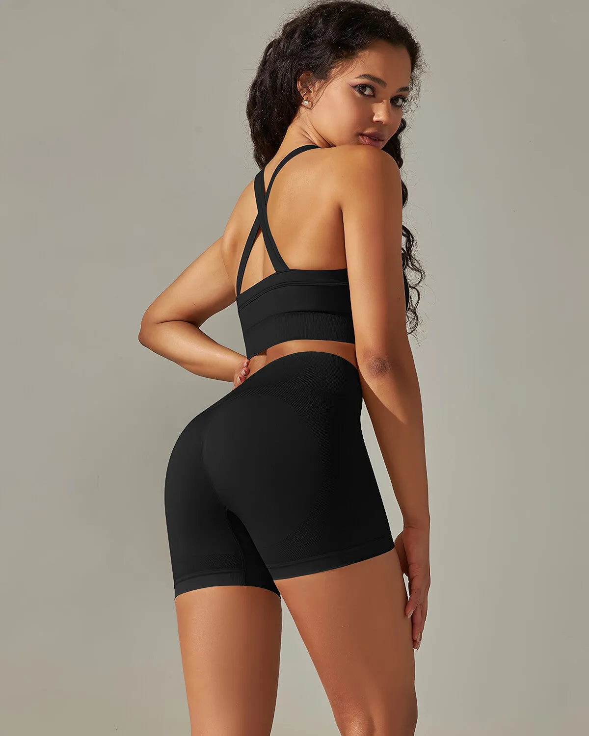 Cleo Seamless Shorts - Black