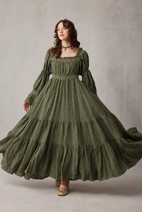 Lightweight Design ComfortStretchFit Cloud 21 | smocking embroidery linen dress