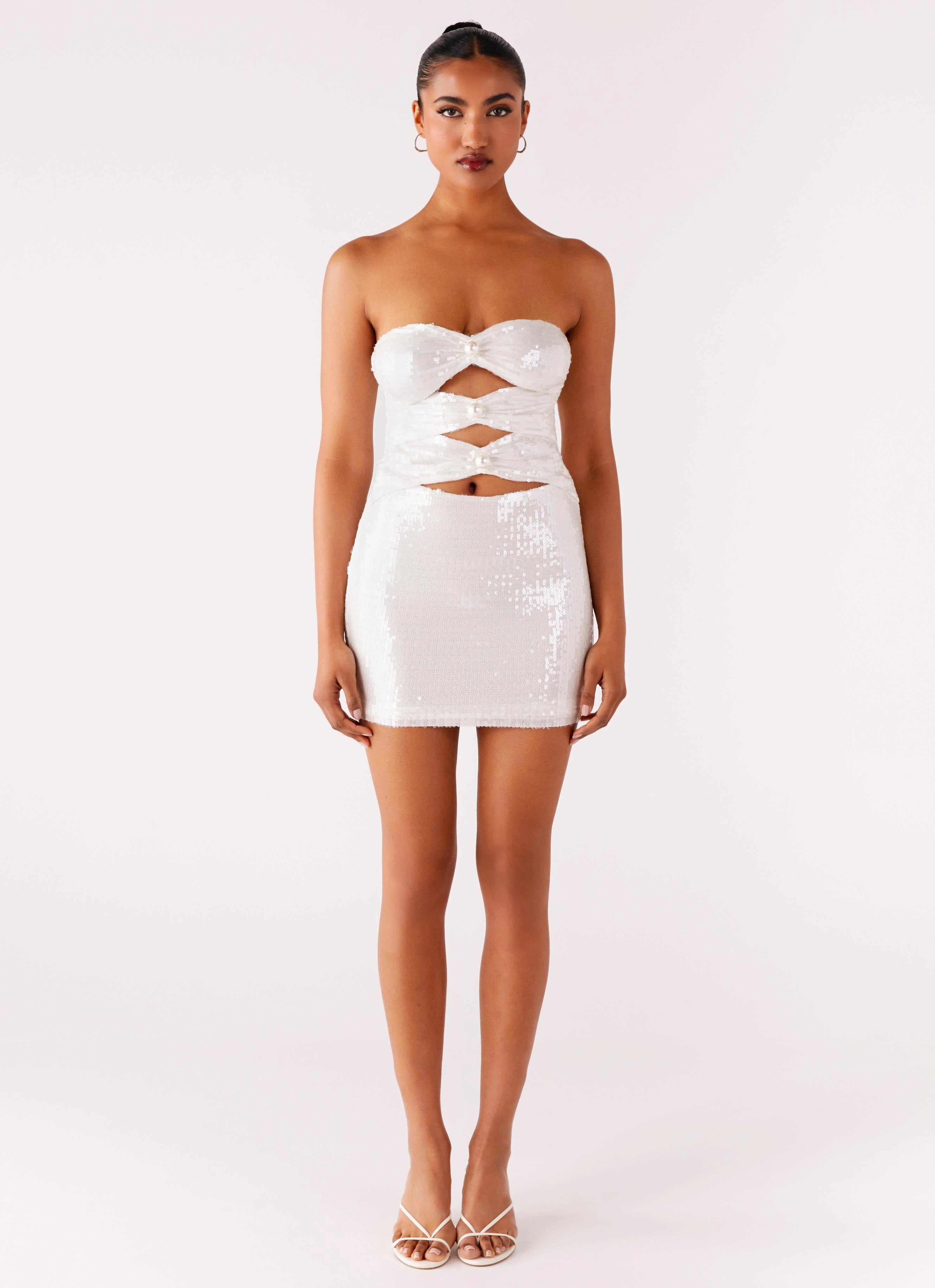 Stylish Silhouette Relax Form Clyra Sequin Mini Dress - Ivory