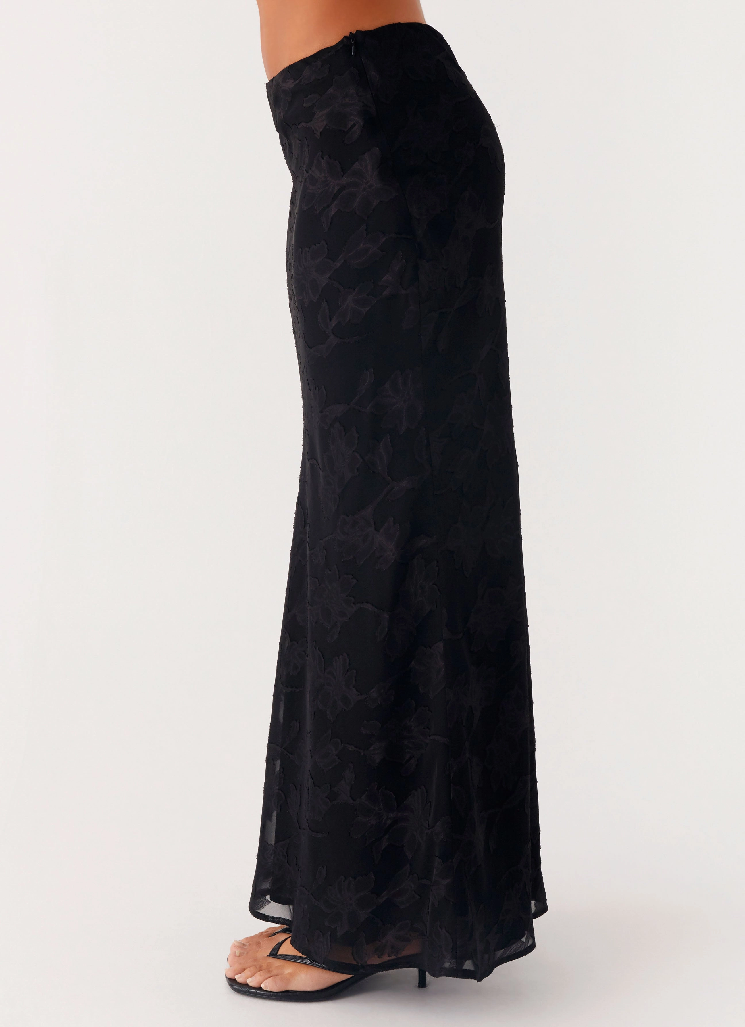 On The Move Stretch Comfort Starlit Maxi Skirt - Black